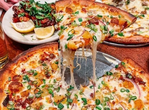 From Classic to Creative: Amici’s Signature Pizzas You Can’t Miss