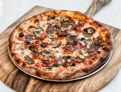 East Coast Pizza vs. California Pizza: A Bay Area Showdown