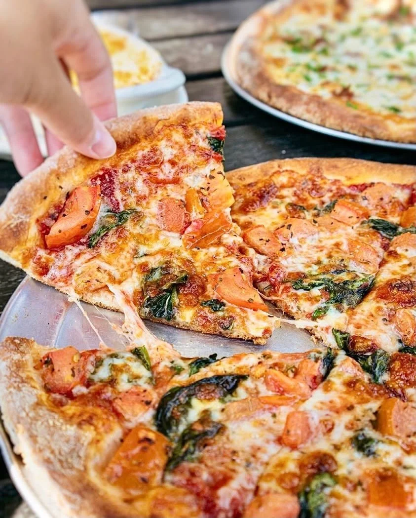 The Art of the Margherita Pizza: Authentic Recipe and History