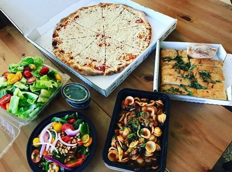 Vegan Menu Options in Pizza and Italian Cuisine: Top Picks