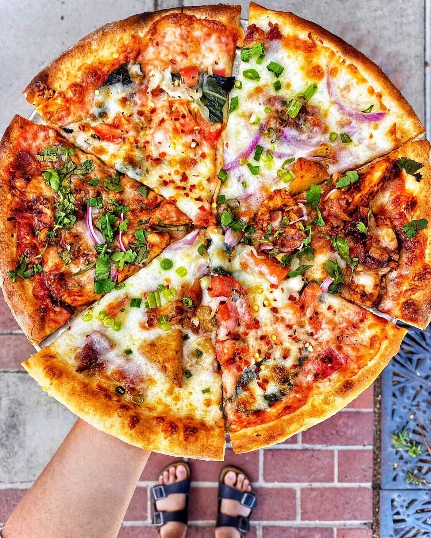 How to Order Pizza for a Group When Everyone Has a Different Craving