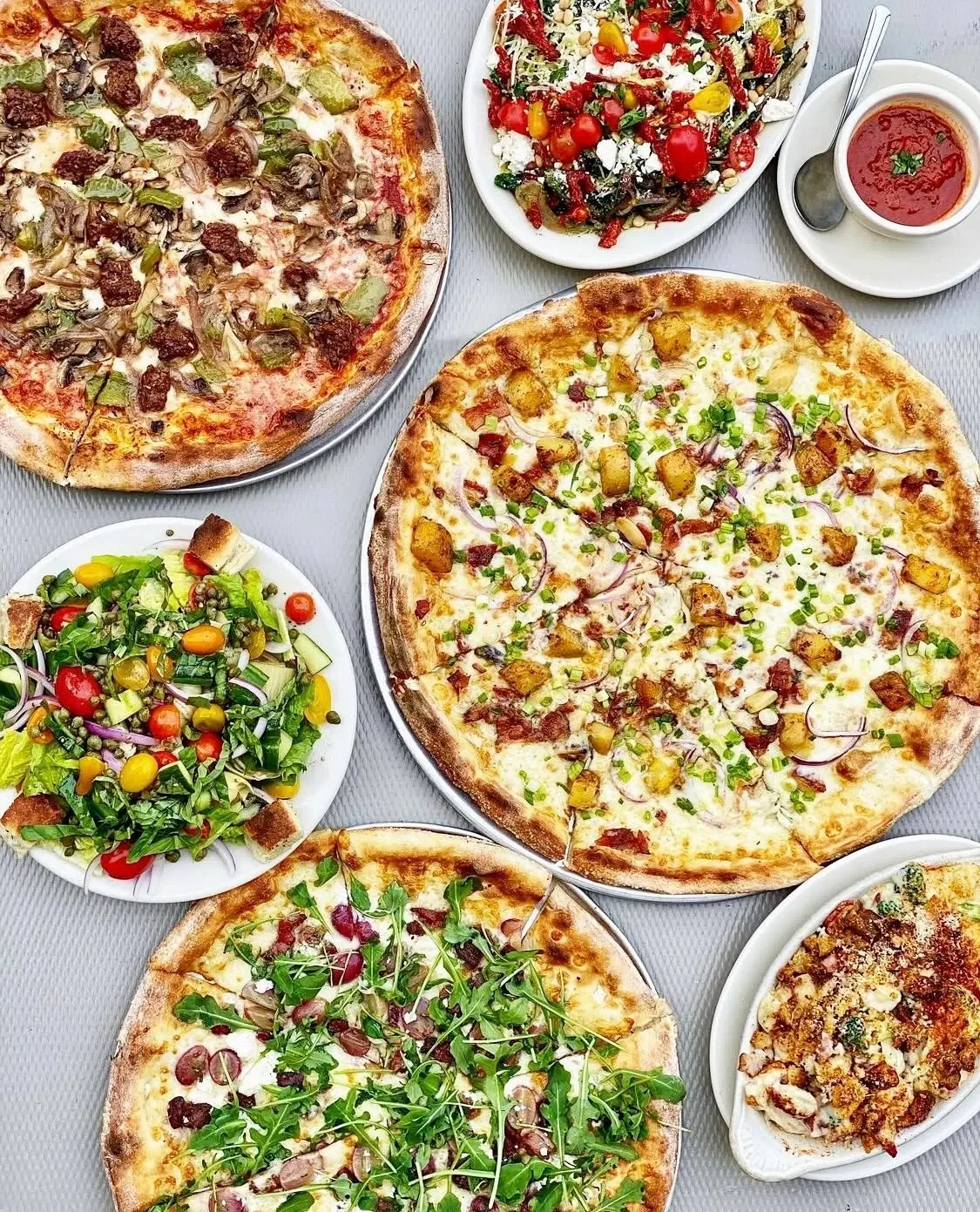 The Best Salads to Order When You're Not in the Mood for Pizza