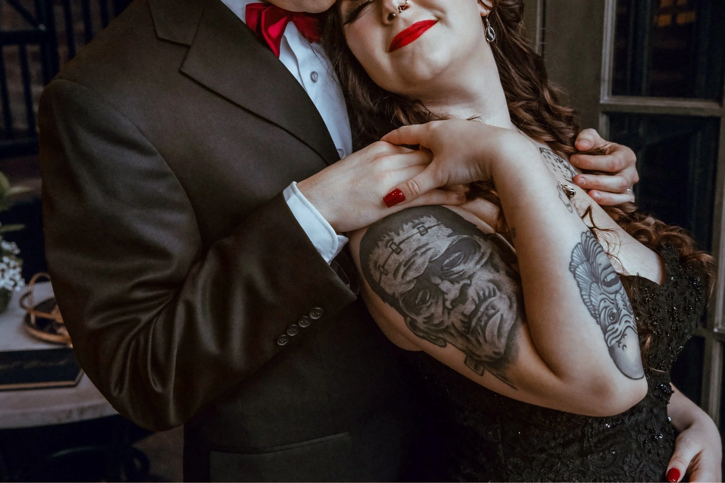 Omaha Wedding Photographer | Kimpton Cottonwood Hotel | Dark and Moody