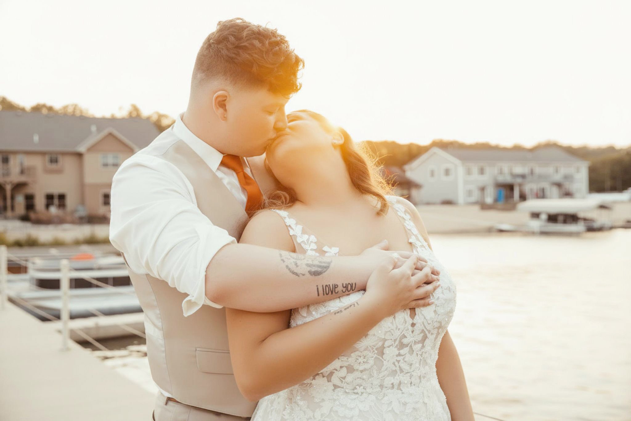 Omaha Wedding Photographer | Couple Kissing During Golden Hour 