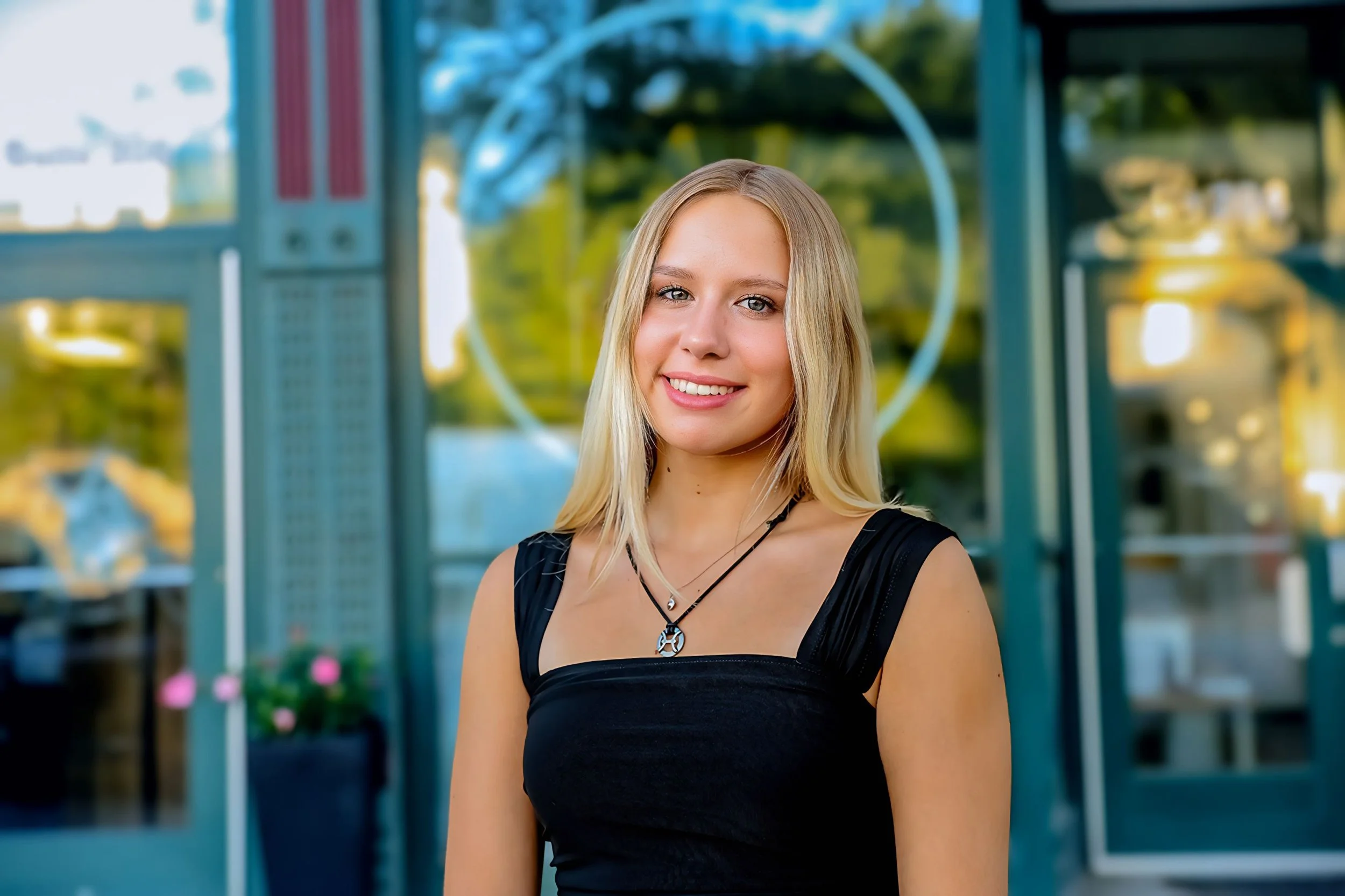 Omaha Senior Photographer | Little Bohemia Old Market 