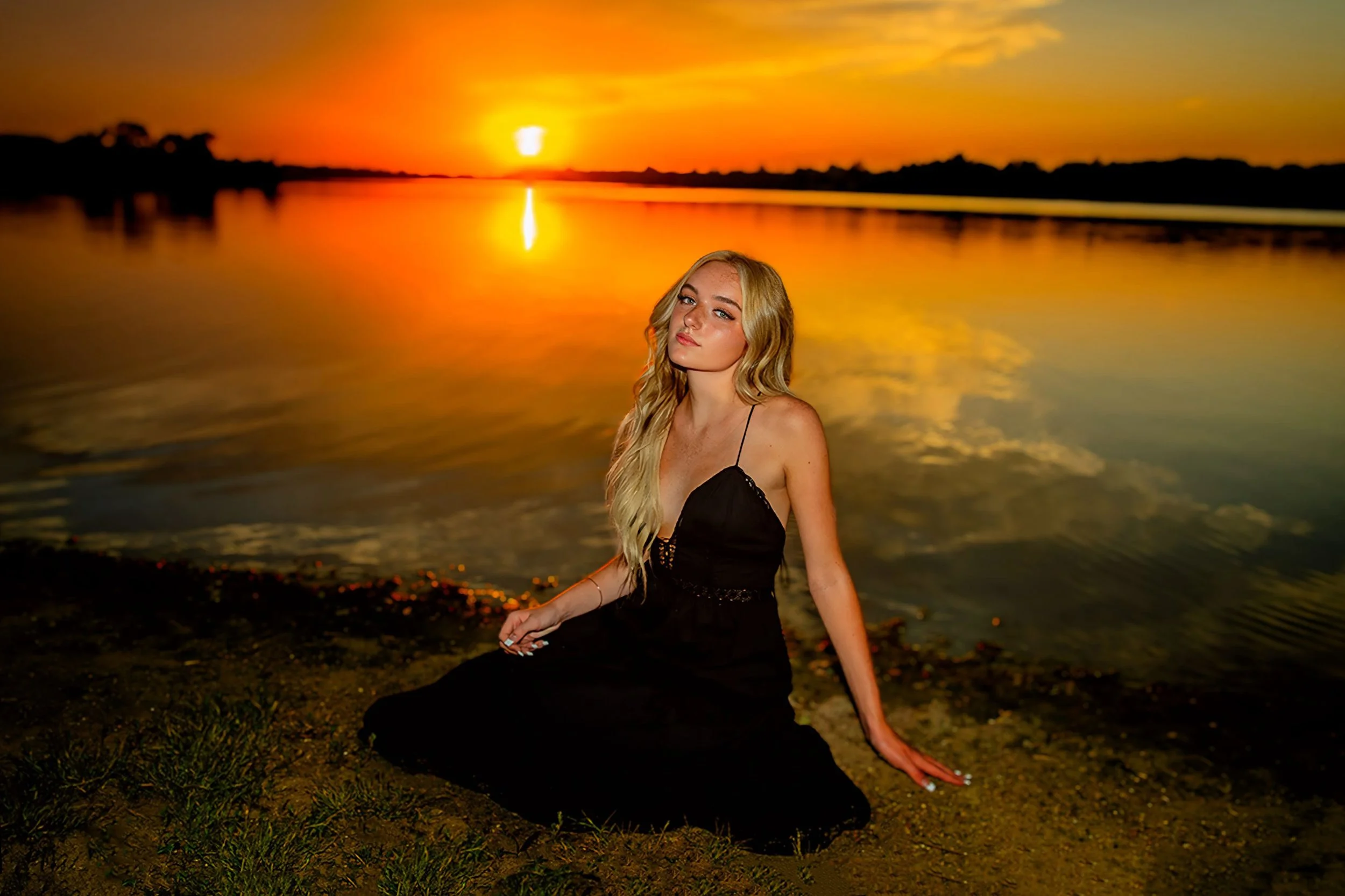 Omaha Senior Photographer at sunset 