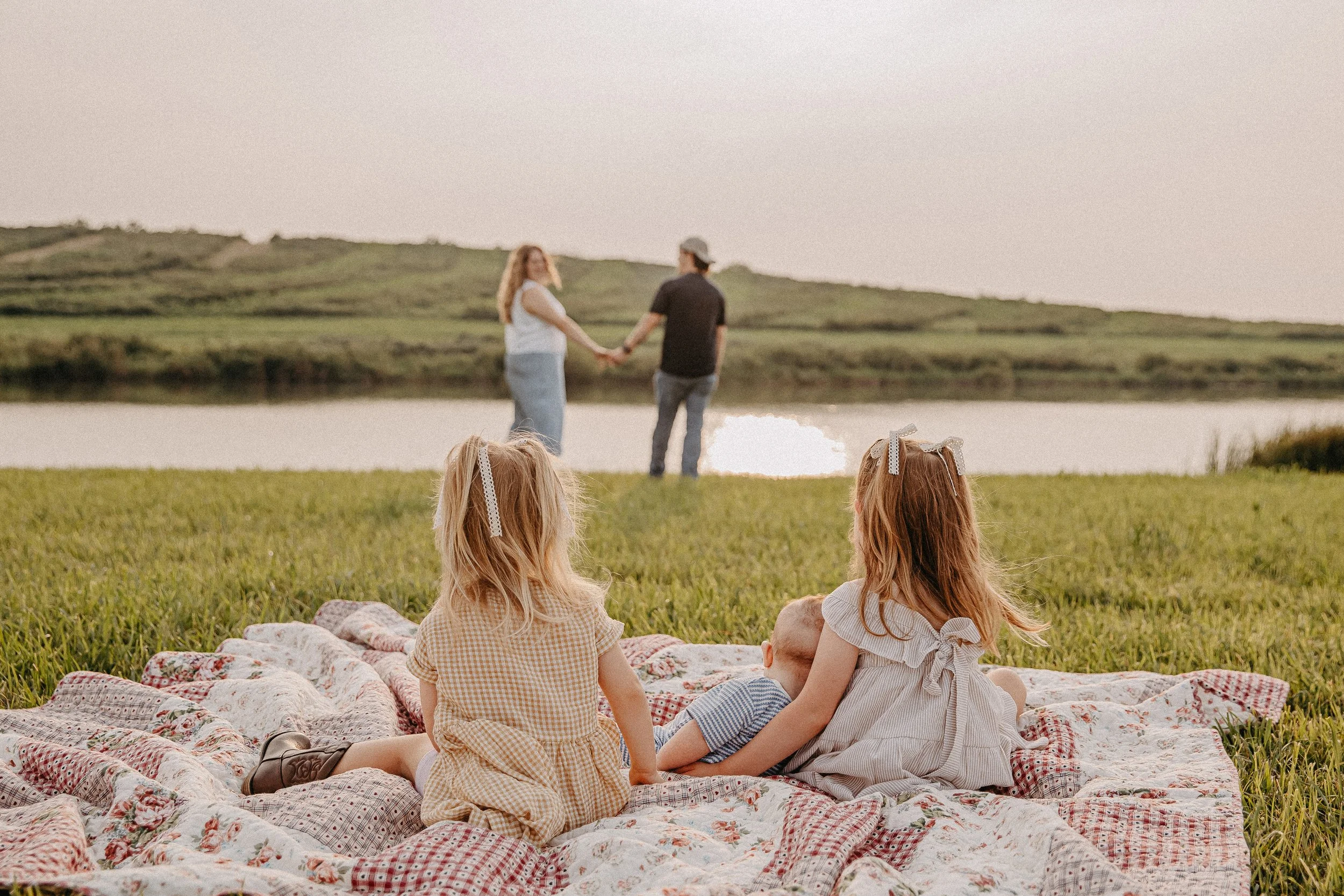 Omaha Family Photography – Lifestyle Family Photos in Omaha