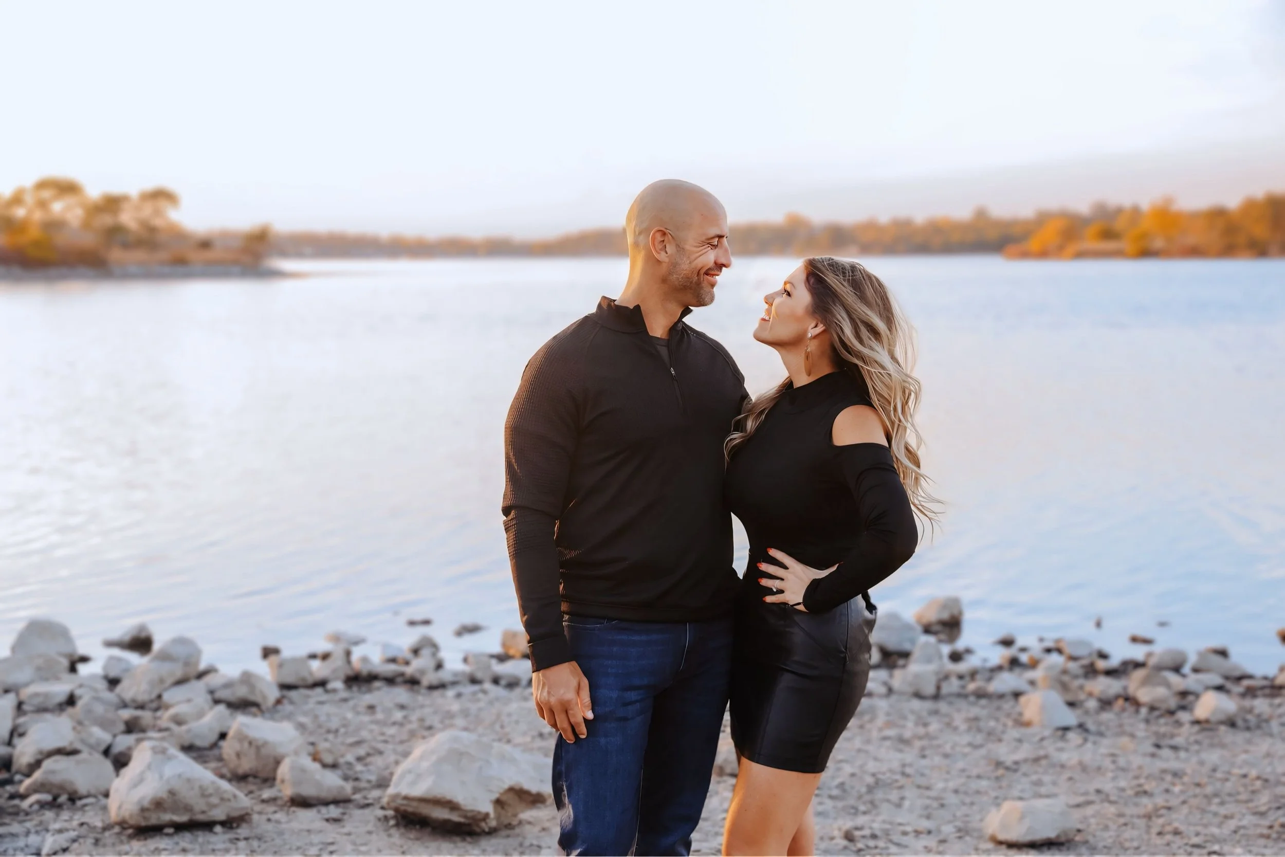 Omaha Engagement Photographer | Lake Zorinsky | Sunset 
