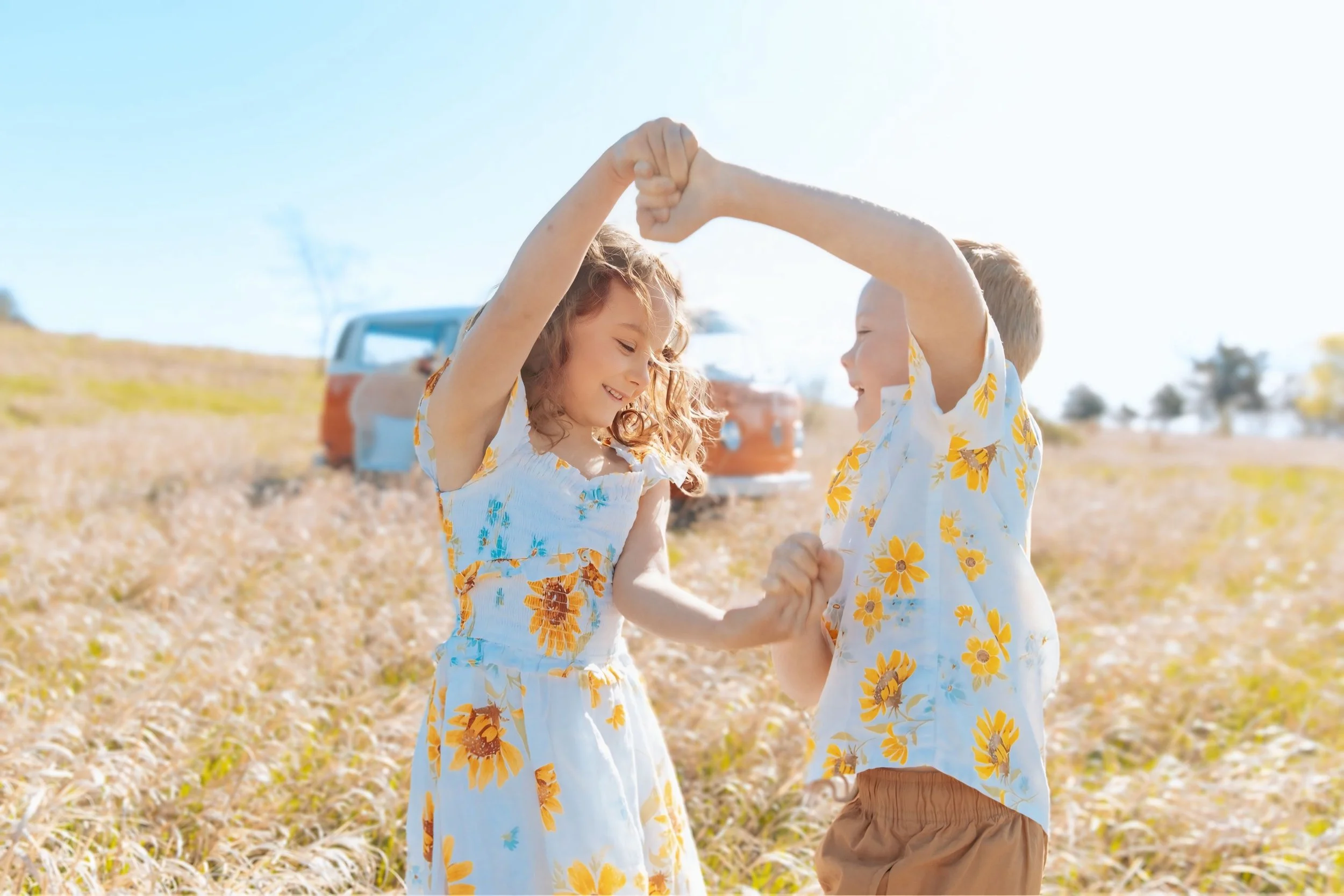Omaha Mini Session Photographer – Flower Field Spring Session – Family Photos – Reaction Photography