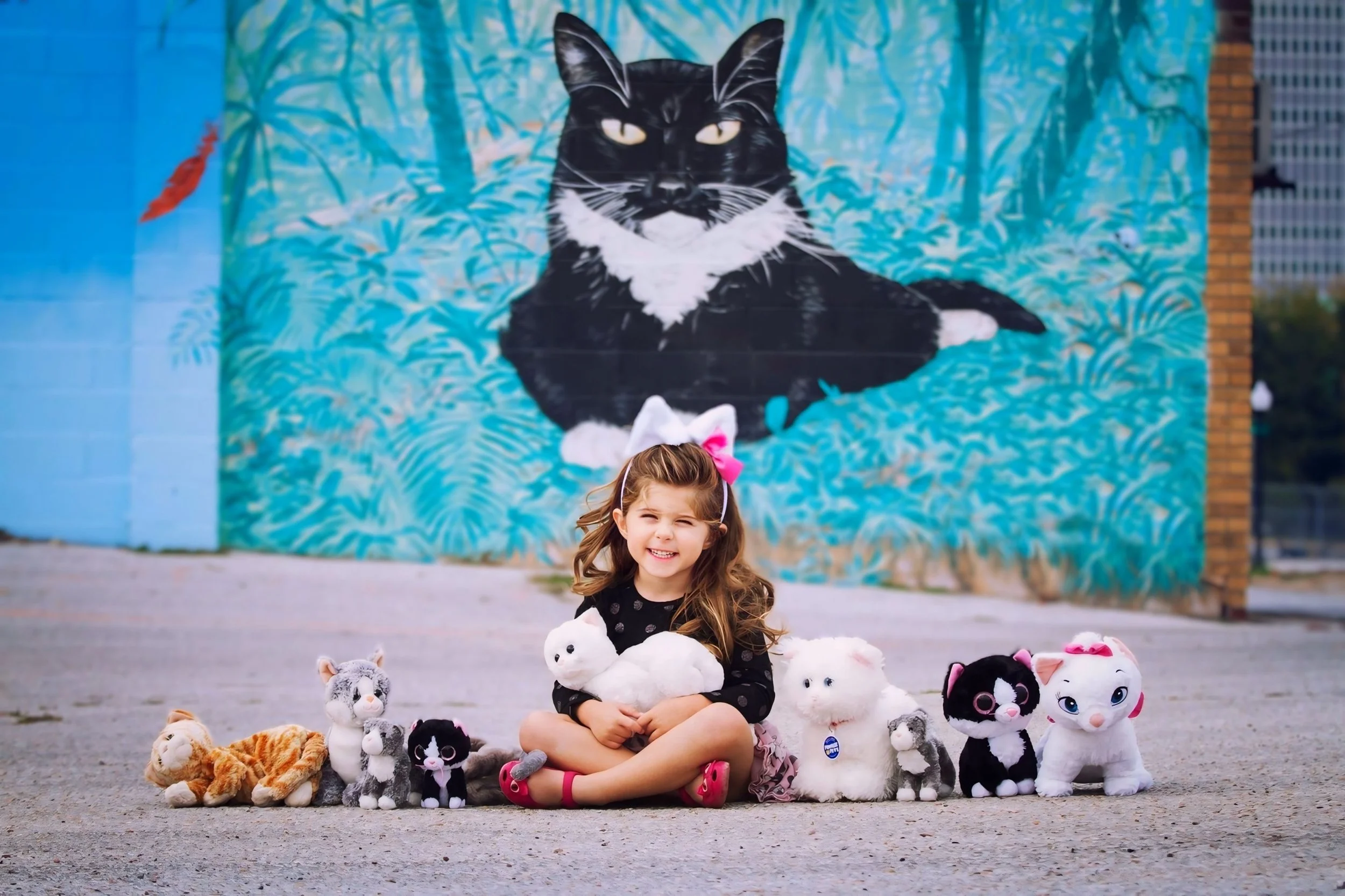 Omaha Mini Session Photographer – Themed Mini Session – Outdoor Family Photography – Reaction Photography