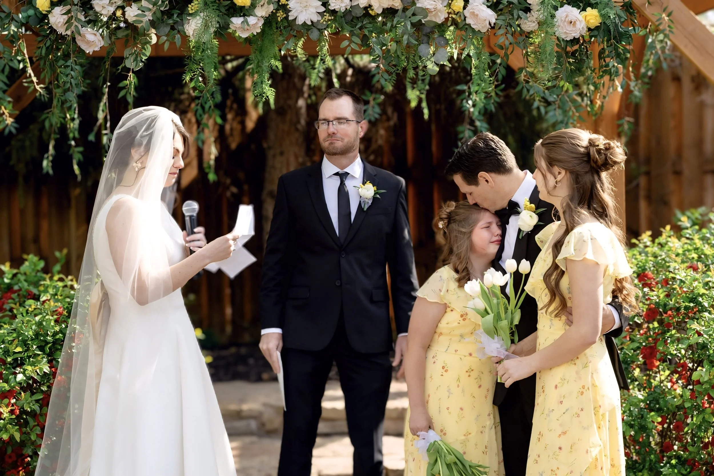 Omaha Wedding Photographer | Classic Wedding Ceremony
