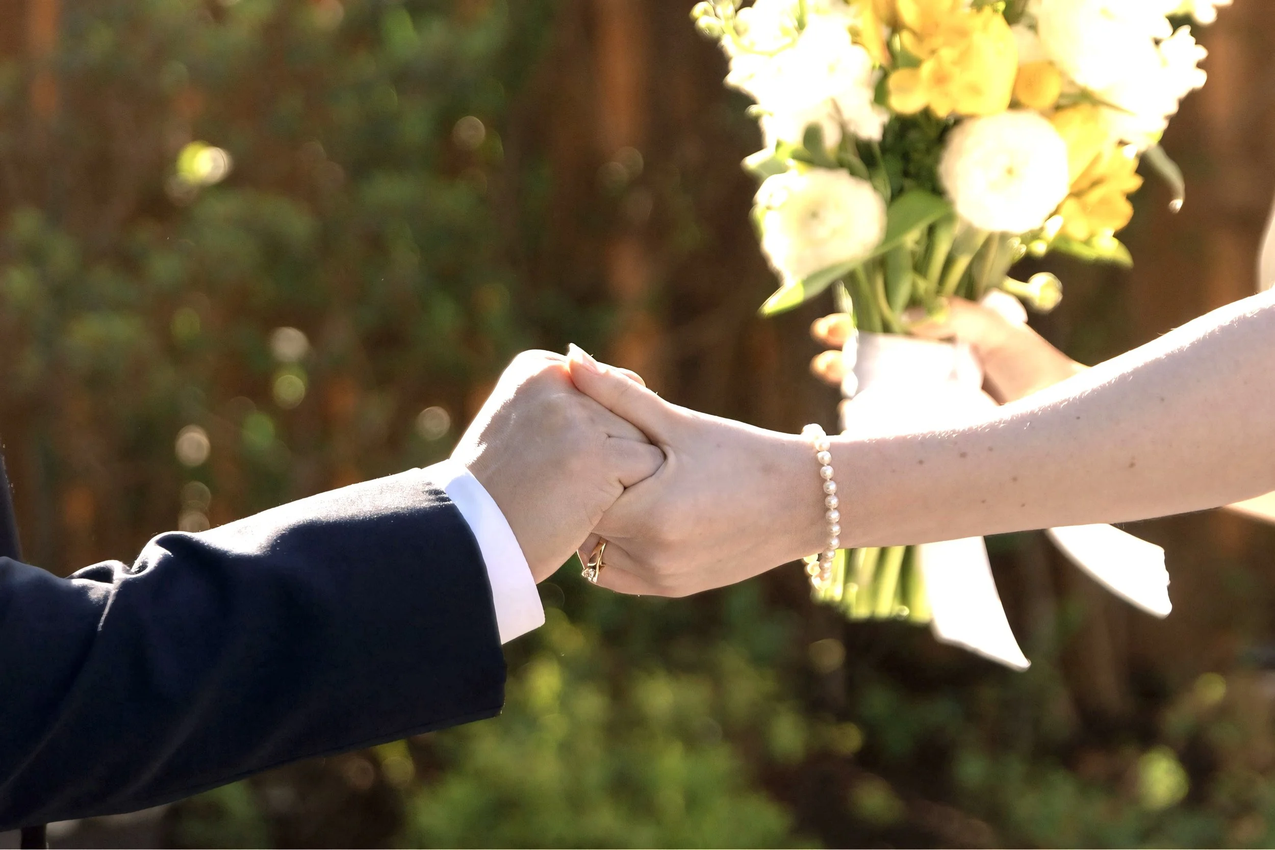 Omaha Wedding Photography | Bride and Groom First Dance