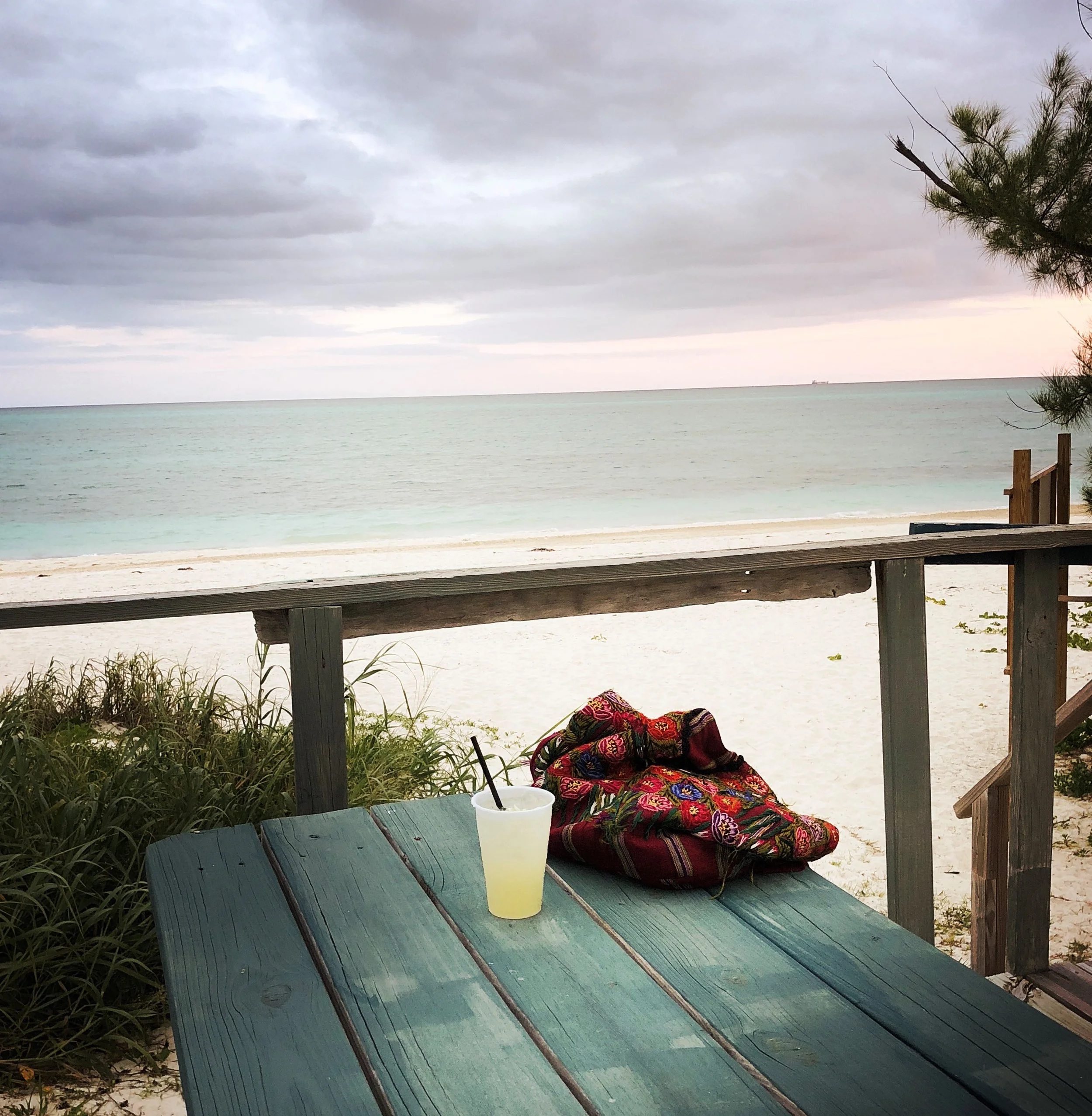 Open Air Places - Blanc Maison Vacation Rental House Grand Bahama Island