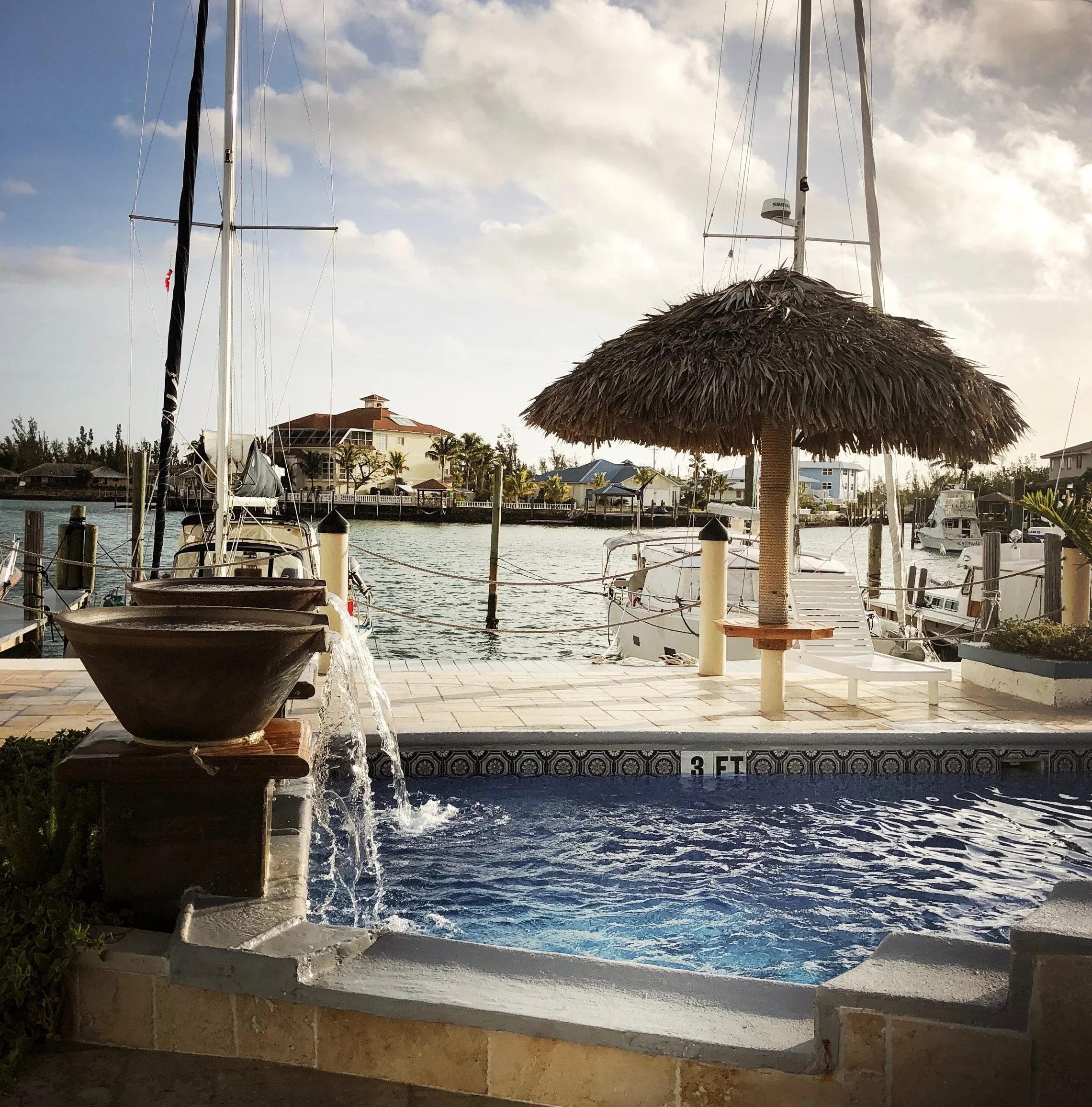 Open Air Places - Yacht Slainte Unique Vacation Rental Grand Bahama Island