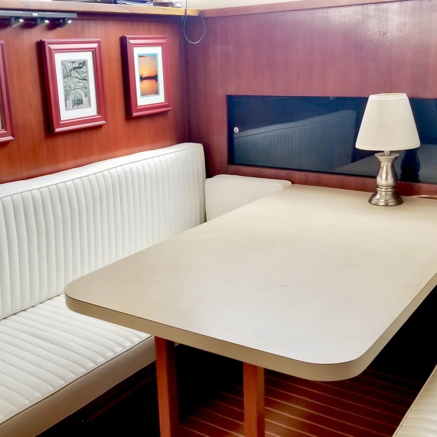 Open Air Places - Yacht Slainte Unique Vacation Rental Grand Bahama Island
