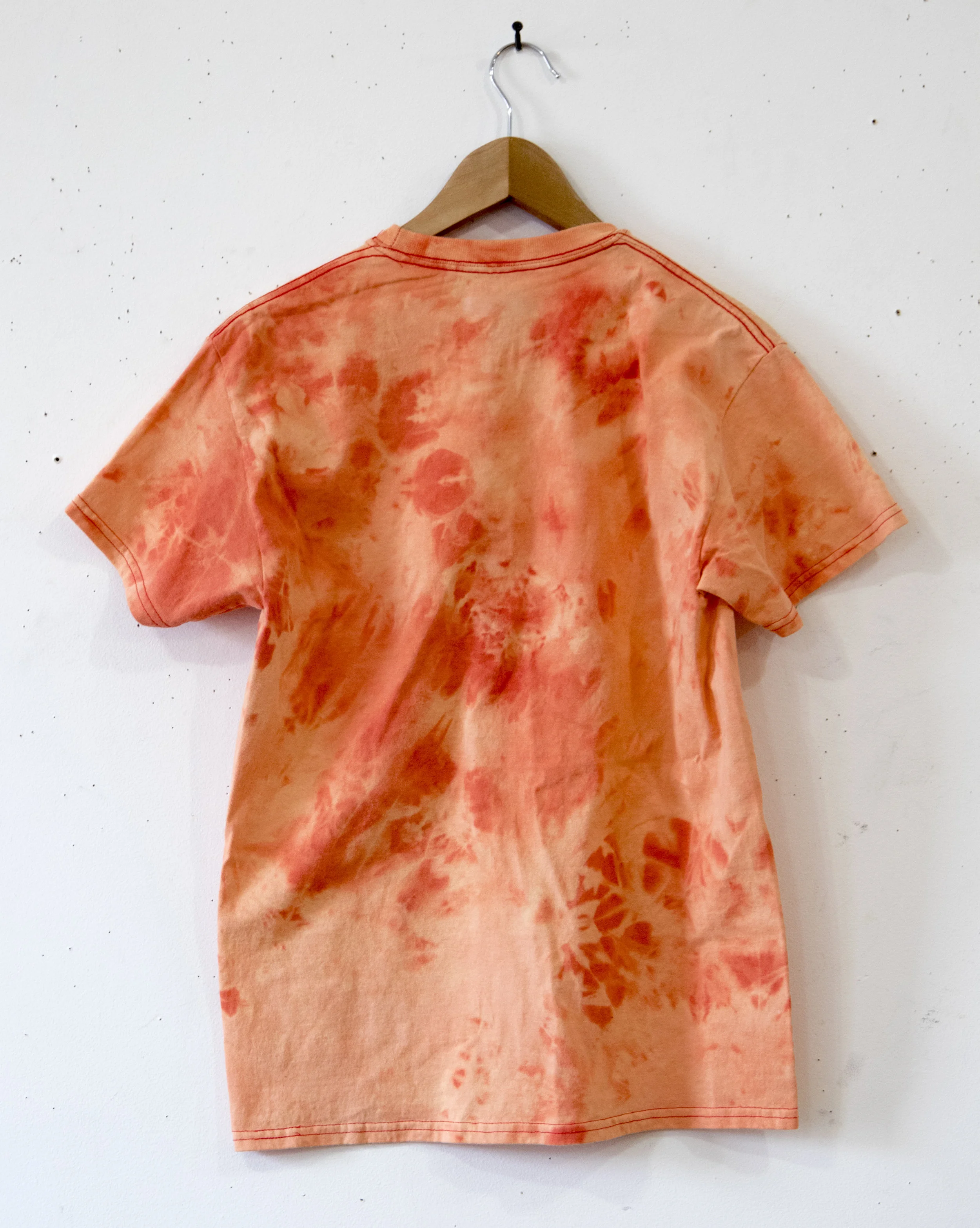 Peach Bleached T Shirt Medium 01 Back.jpg