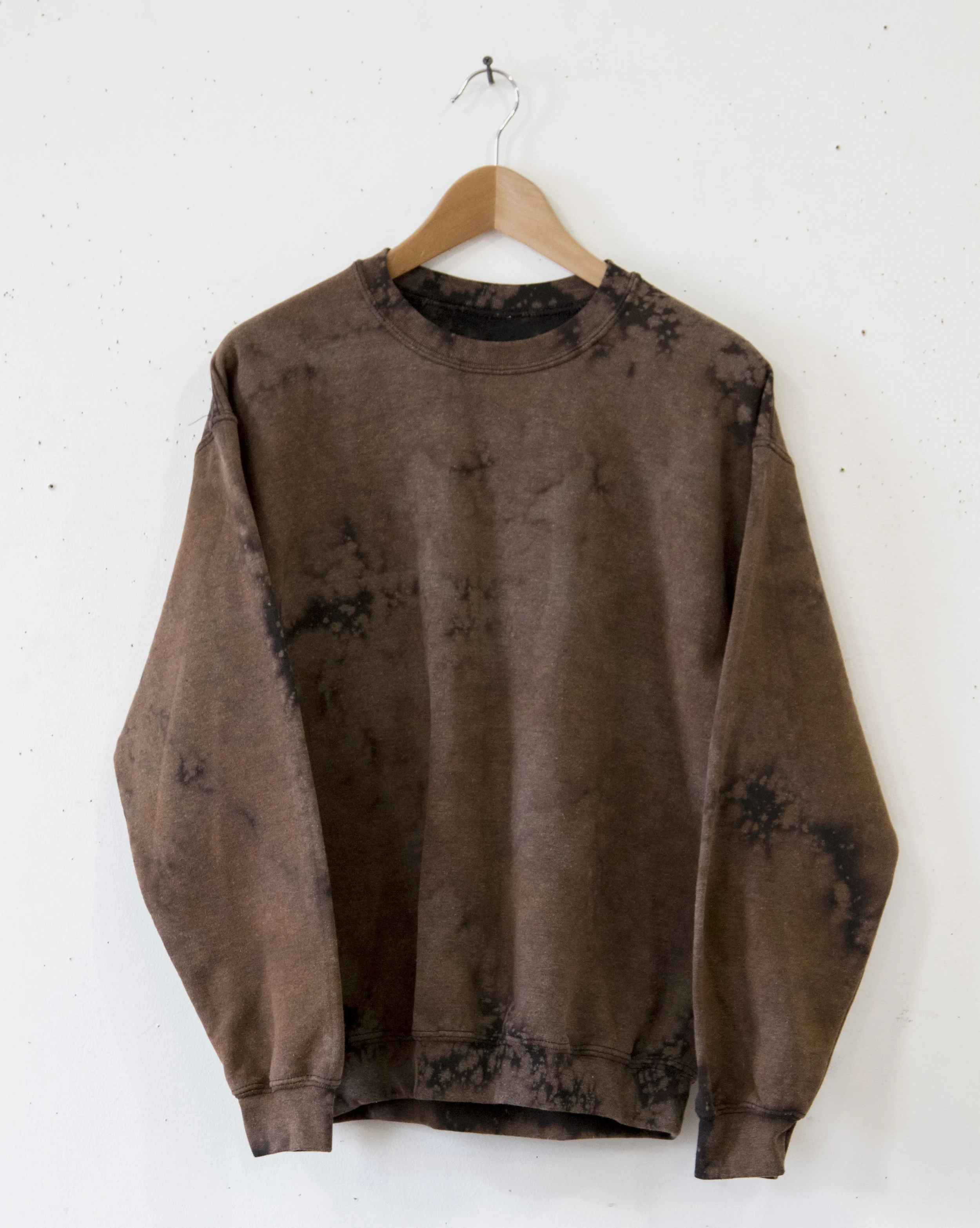 Black Bleached Sweat Small 01.jpg