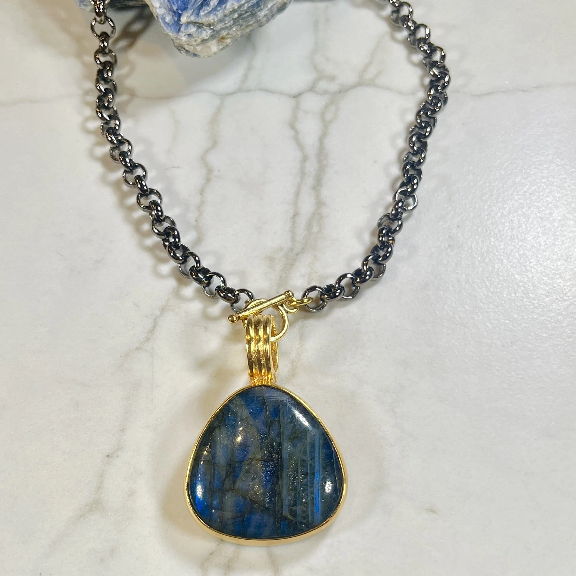 Dina Mackney Designs Labradorite Pendant Necklace