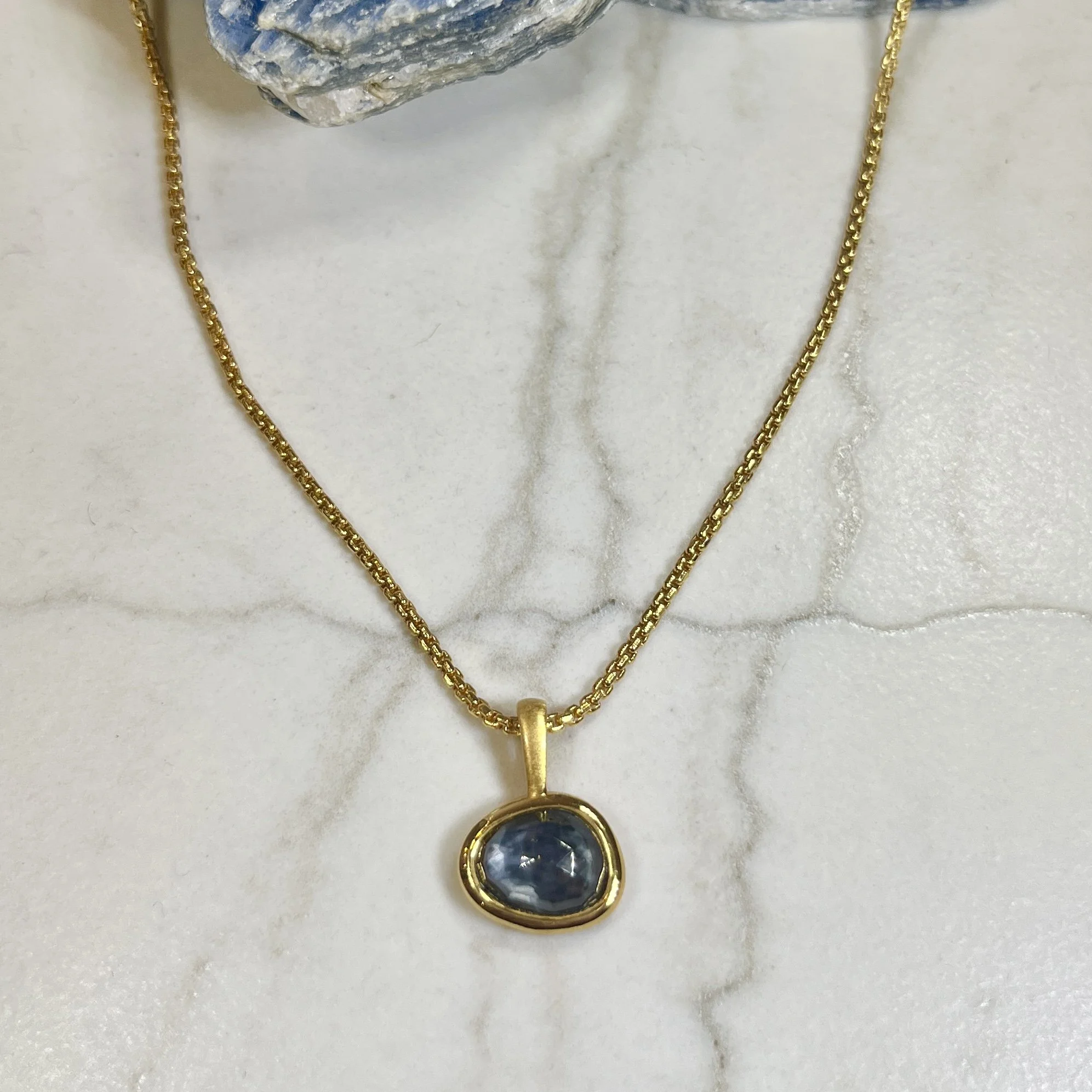 DDavidsonSmHemaPendNeck.jpg