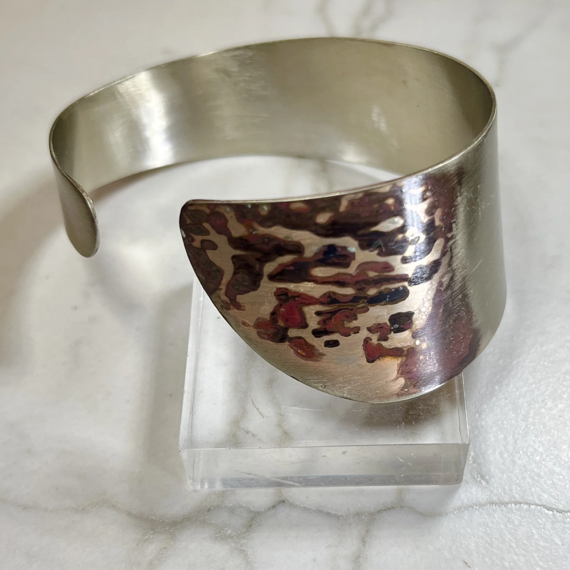 SibiliaSilverSpeckledCuffB.jpg