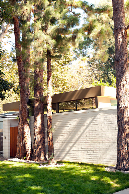 midcentury-exterior4.jpg