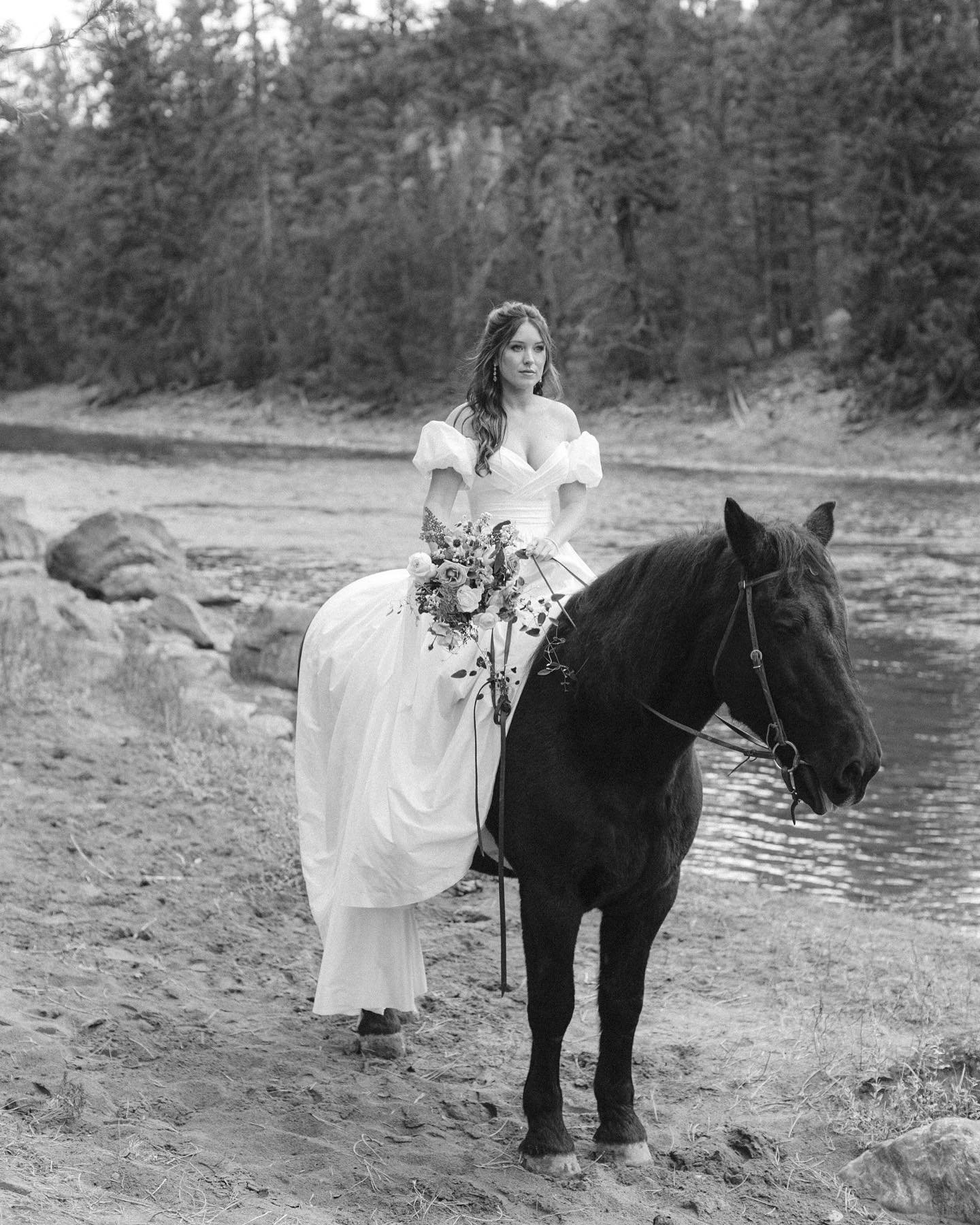 In our cowboy carter era 🤠

#weddingfashion #cowboy #luxuryweddingplanner #mountainwedding #photography