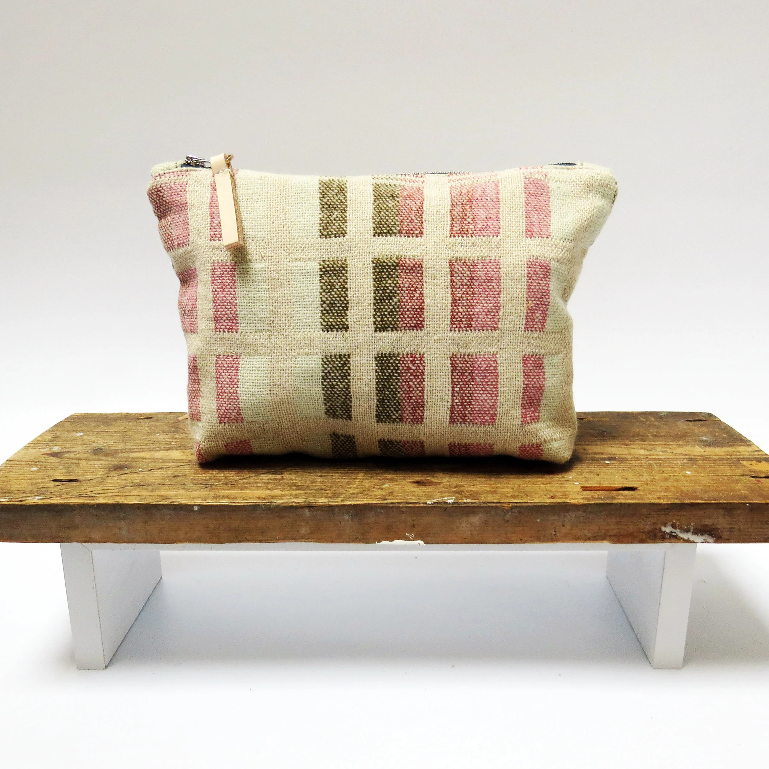 handwoven handmade pouch by E.Ballon Design