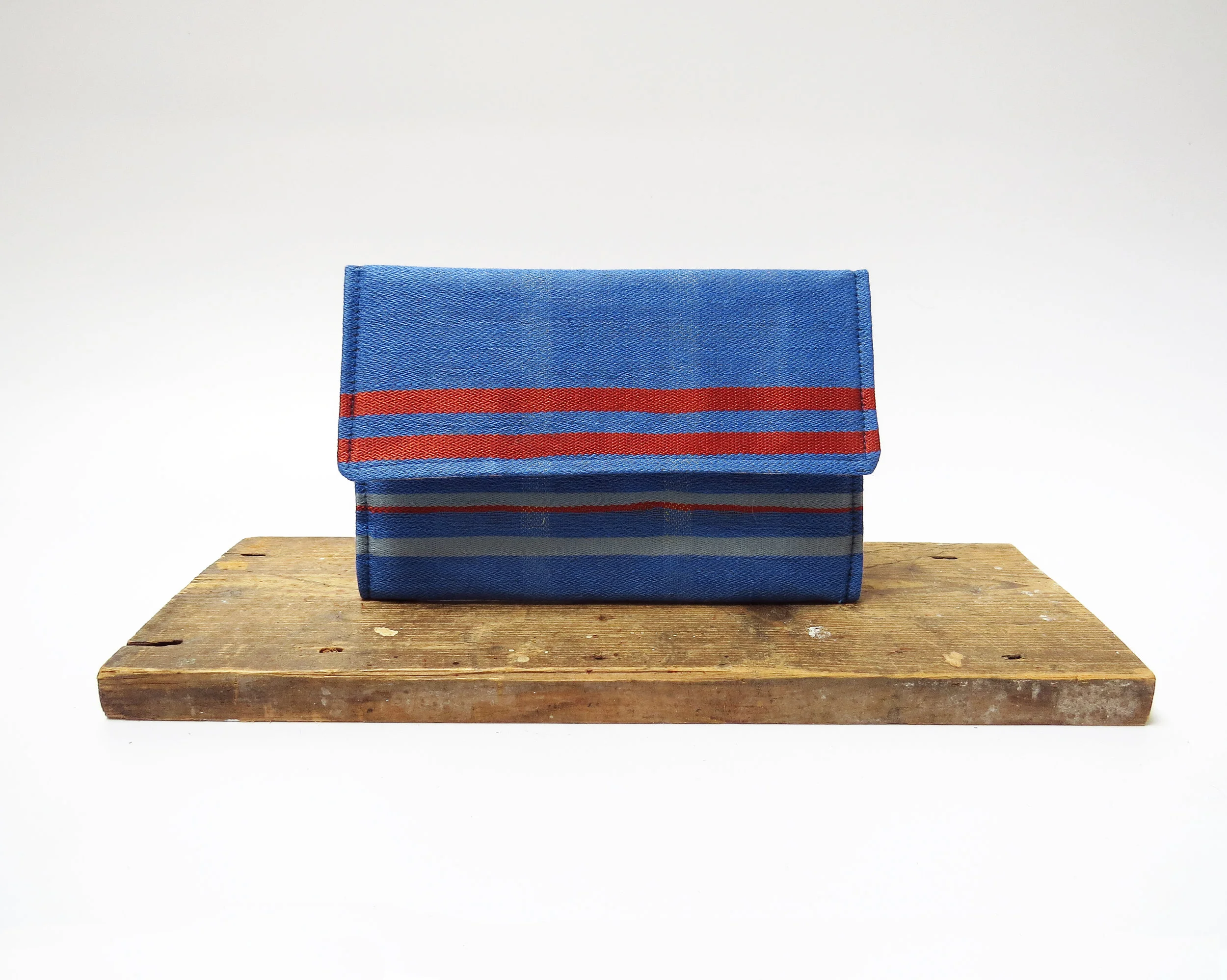 handwoven handmade wedding clutch by E.Ballon Design