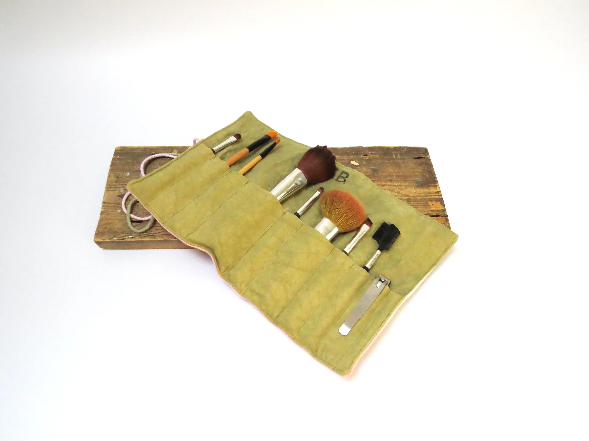 Sustainable organic cotton denim surf style make up brush organising