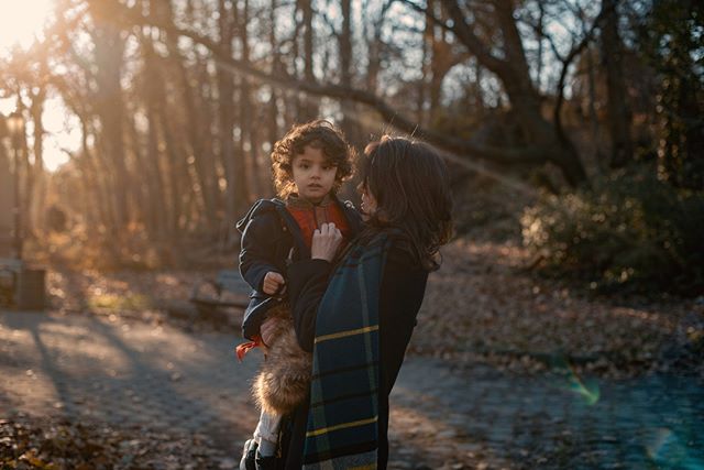 It was such a cold day but a beautiful day in the park.

#brooklynphotographer #nycfamilyphotographer #nycphotographer #brooklynfamily #momazine #clickinmoms #clickmag #fatherdaughter #bayridgefamilies #firstbirthday #myformerbump #candidphotography 