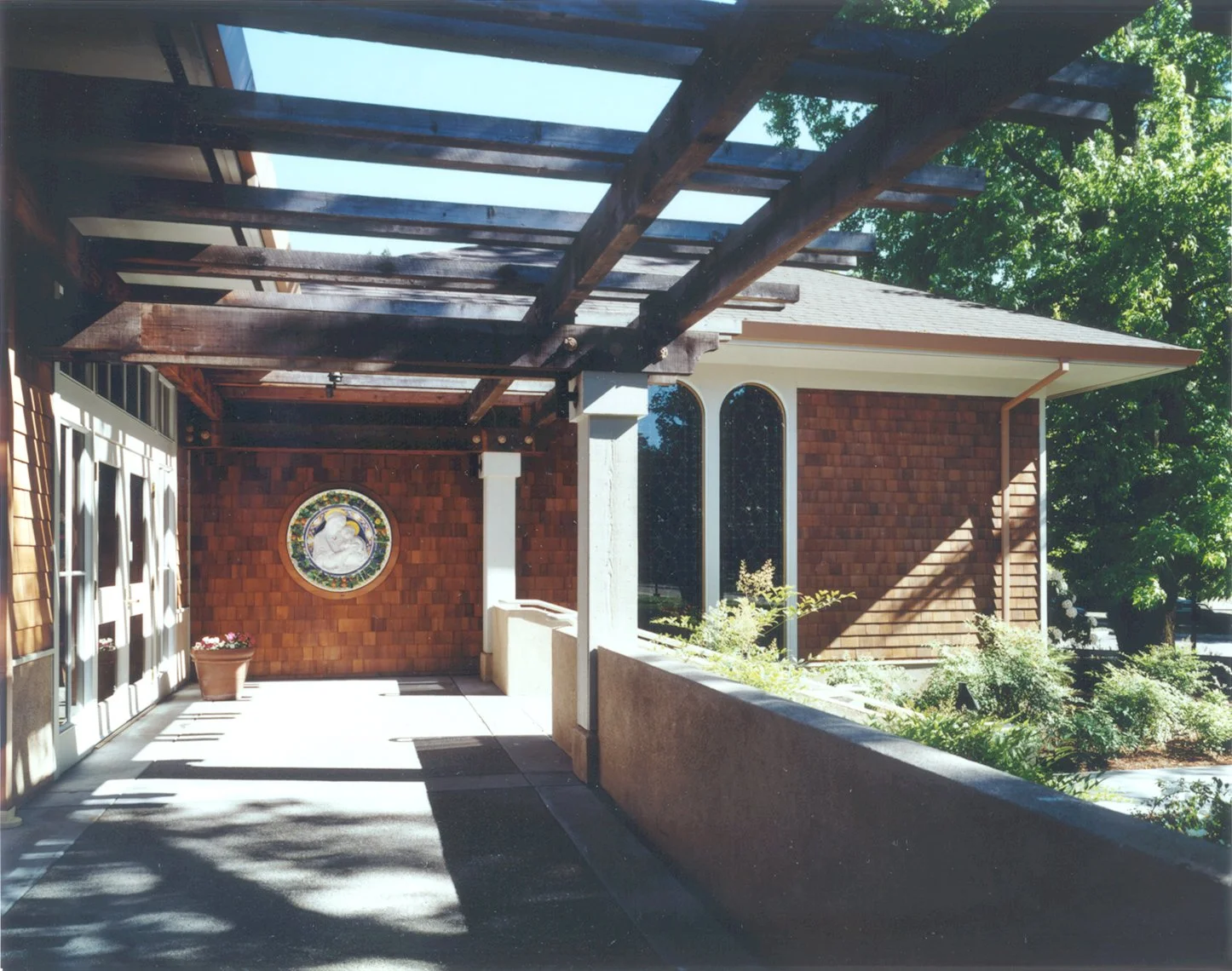 Dominican Office Entry.jpg