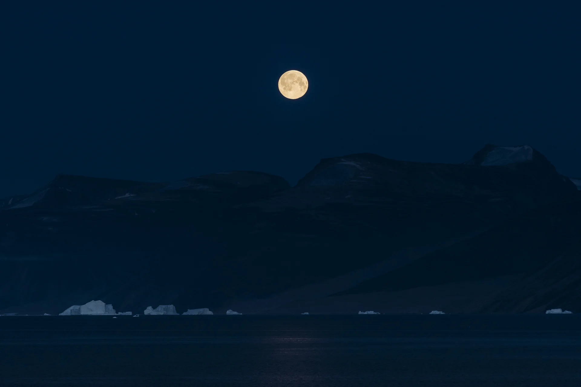 Defibaugh_Greenland_Uummannaq_a_3.jpg