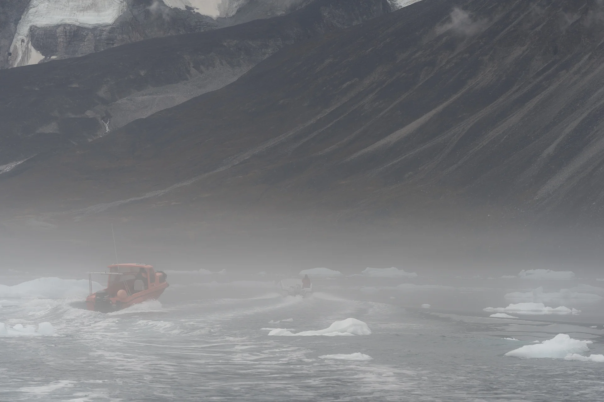 9.Defibaugh_Greenland_Uummannaq_a_17.jpg
