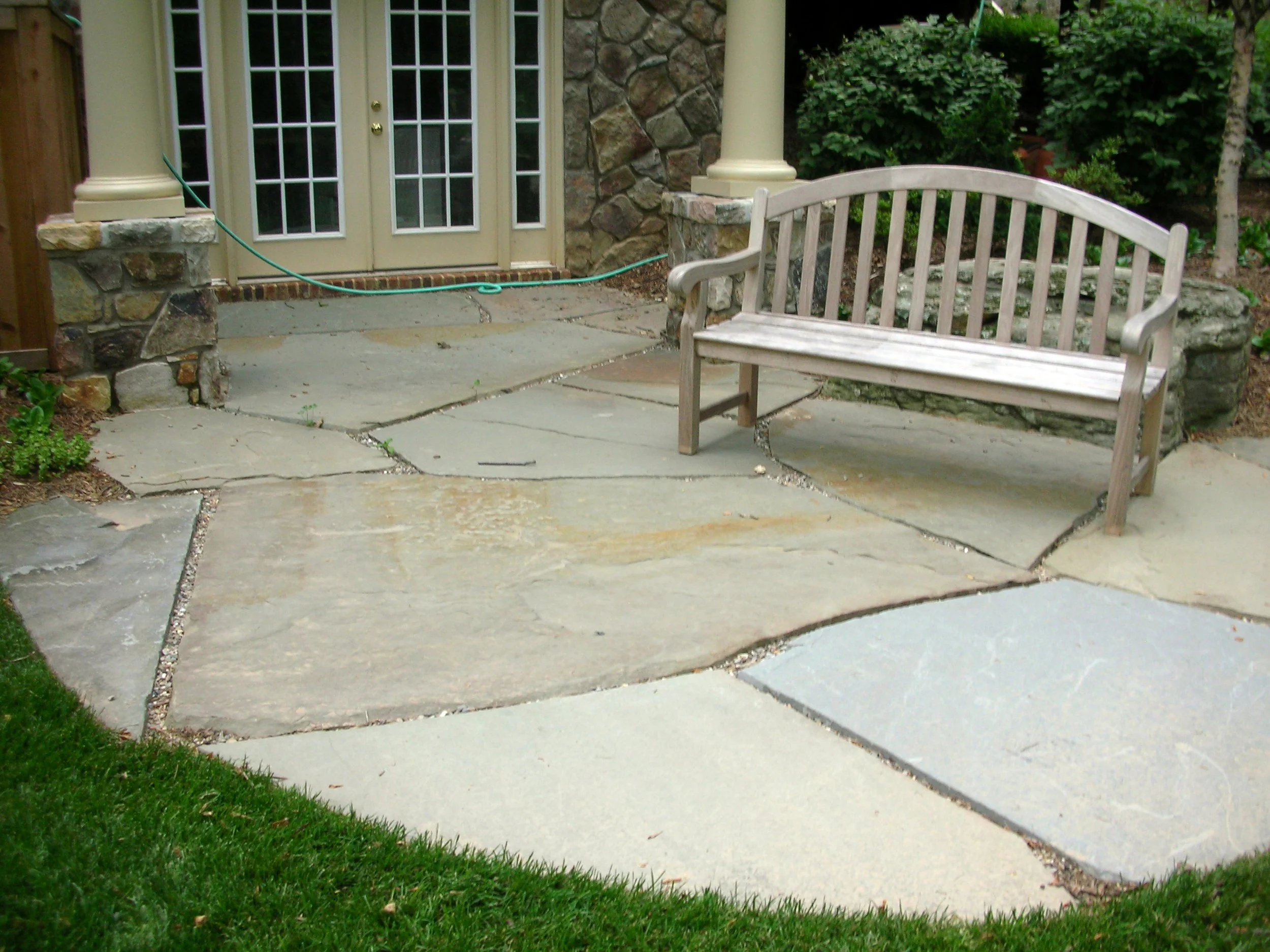 #58 BLUESTONE IRREGULAR LARGE