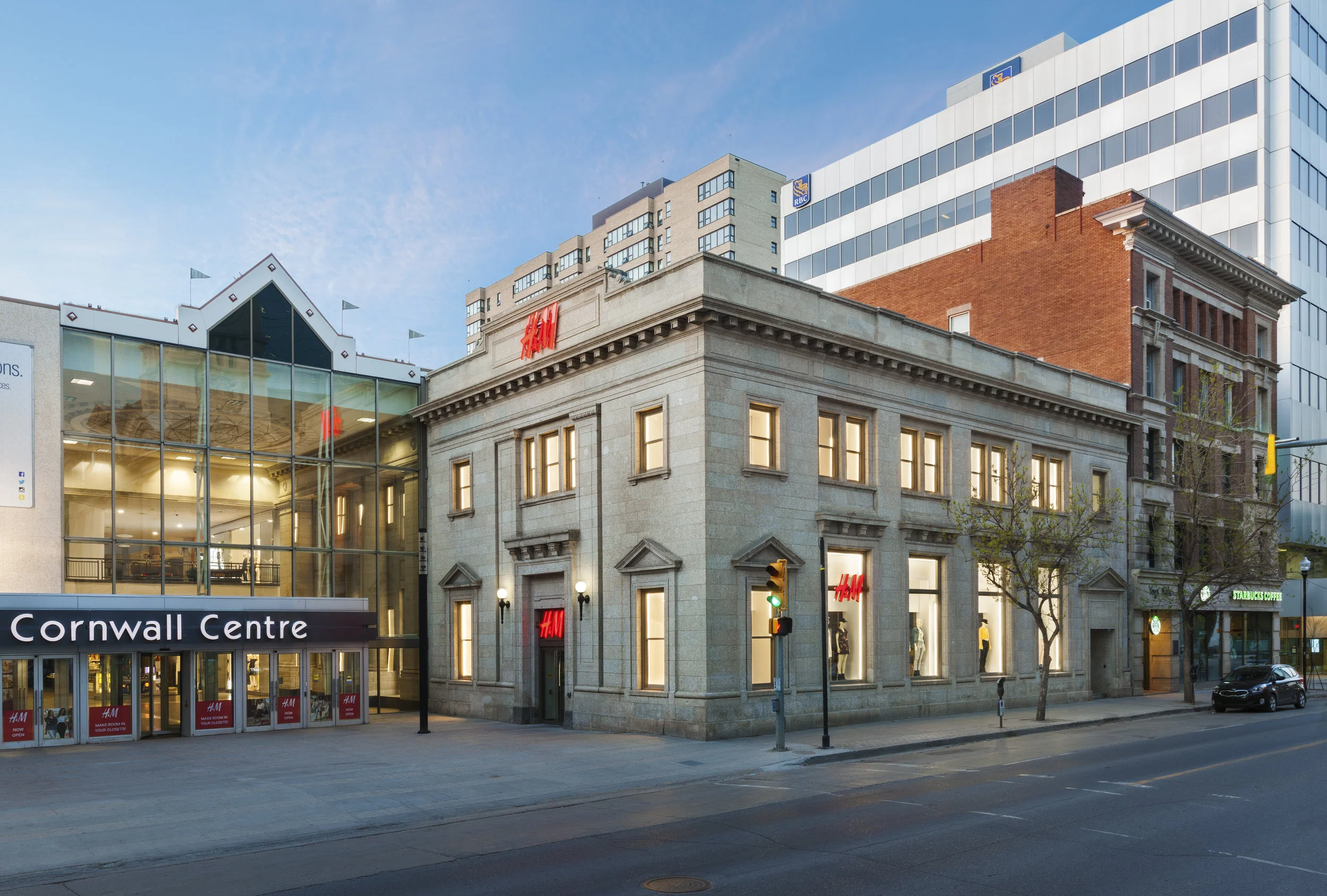 H & M - Regina, SK