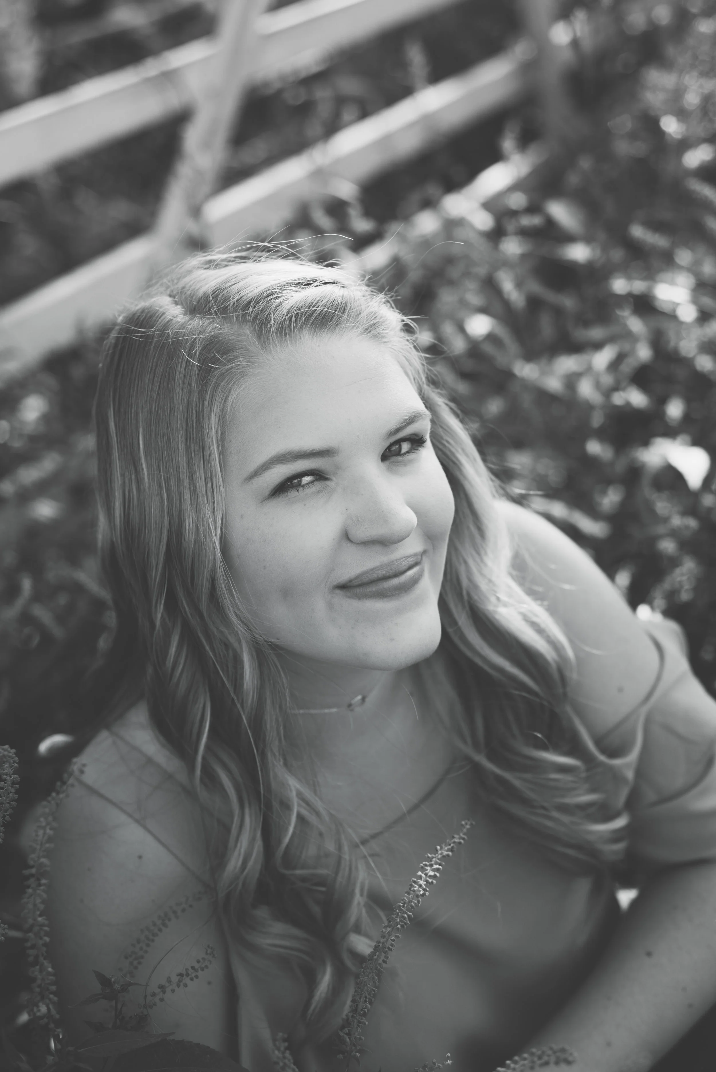 Julia Senior BW-29.jpg