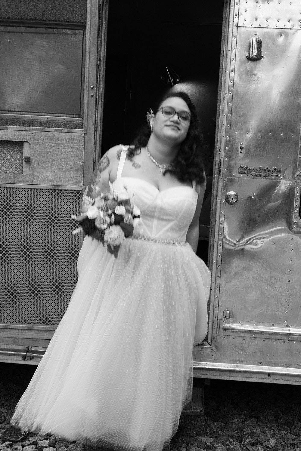 Bride-with-confidence.jpg