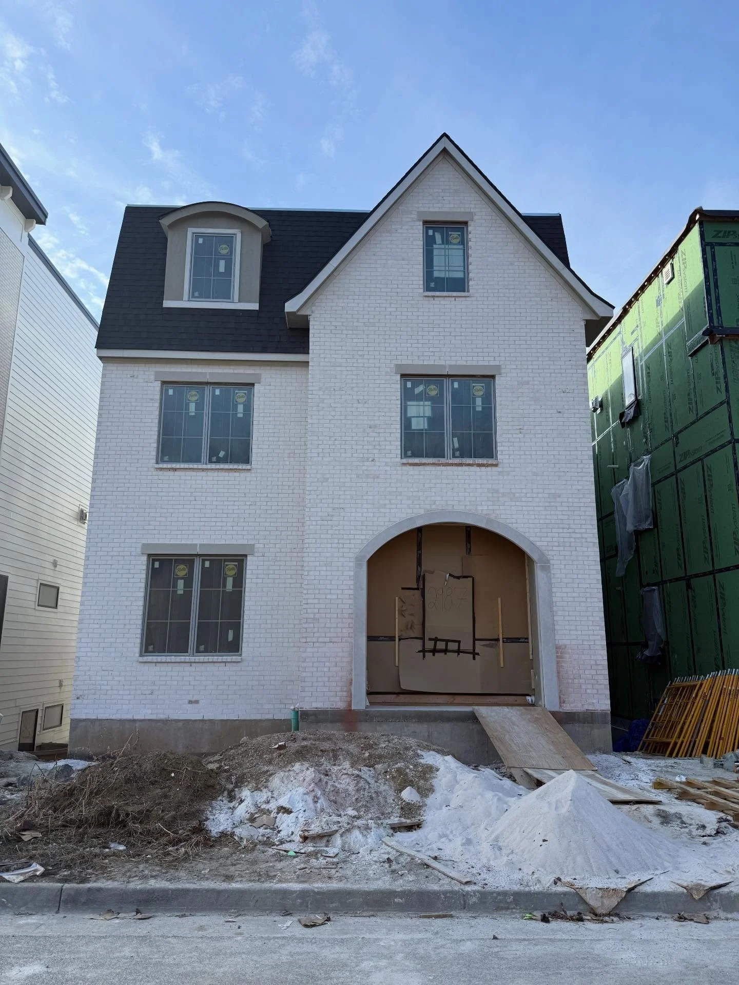 House #18 on Walworth!! Loving how the selections are starting to taking shape. Stay turned for more pics!!