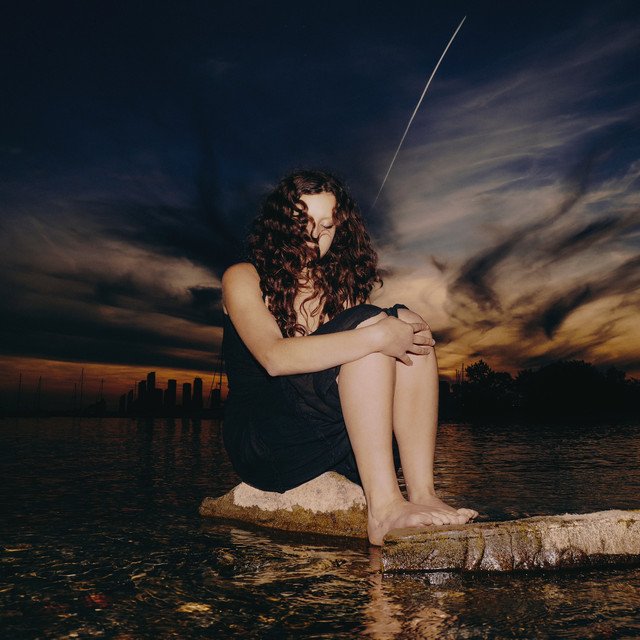 Lia Pappas-Kemps, Gleam