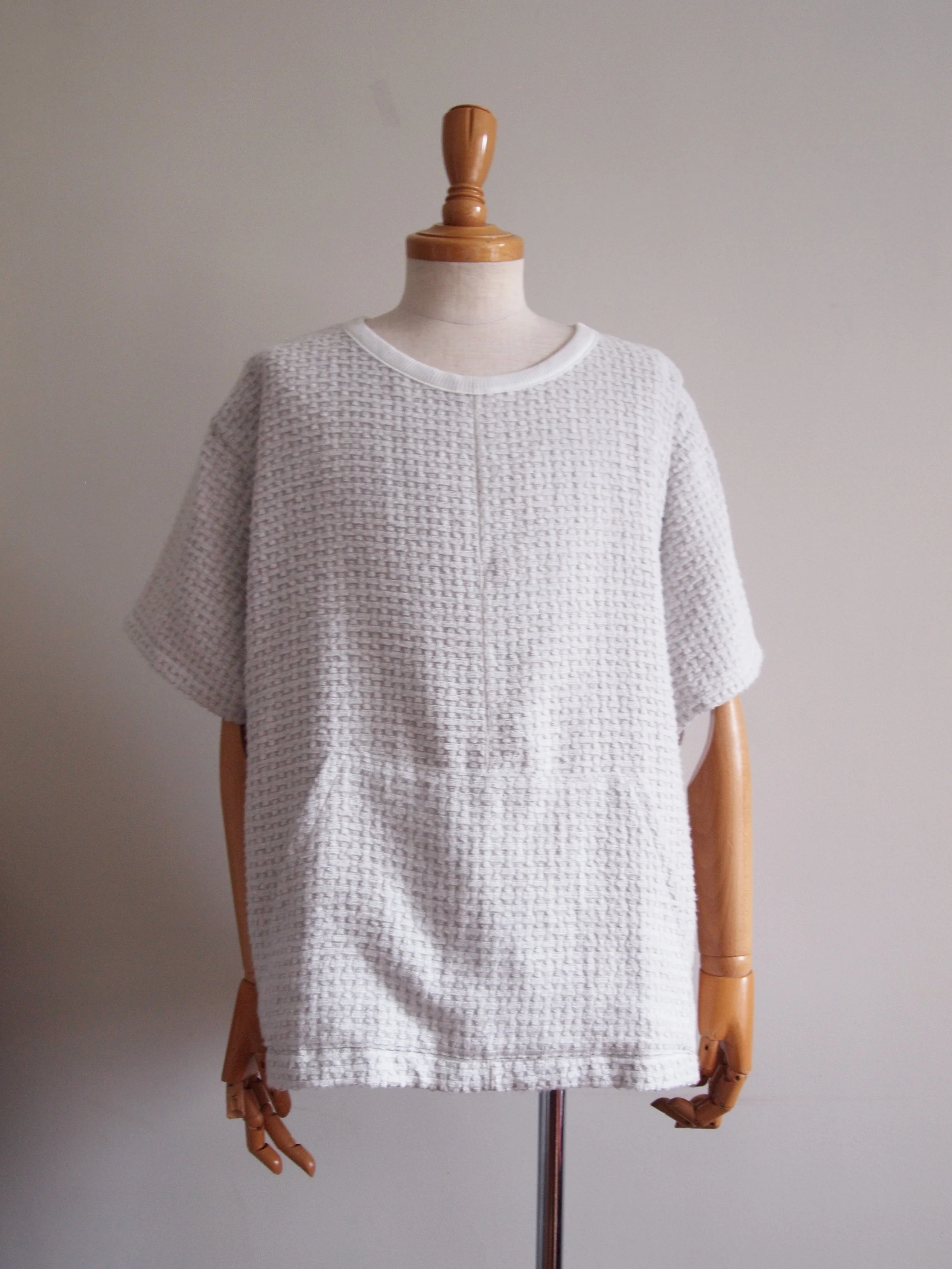 #181766&nbsp; &nbsp;   LINEN MIX PILE&nbsp; &nbsp; WIDE CREW   shown in NATURAL 2  85% COTTON 15% LINEN 