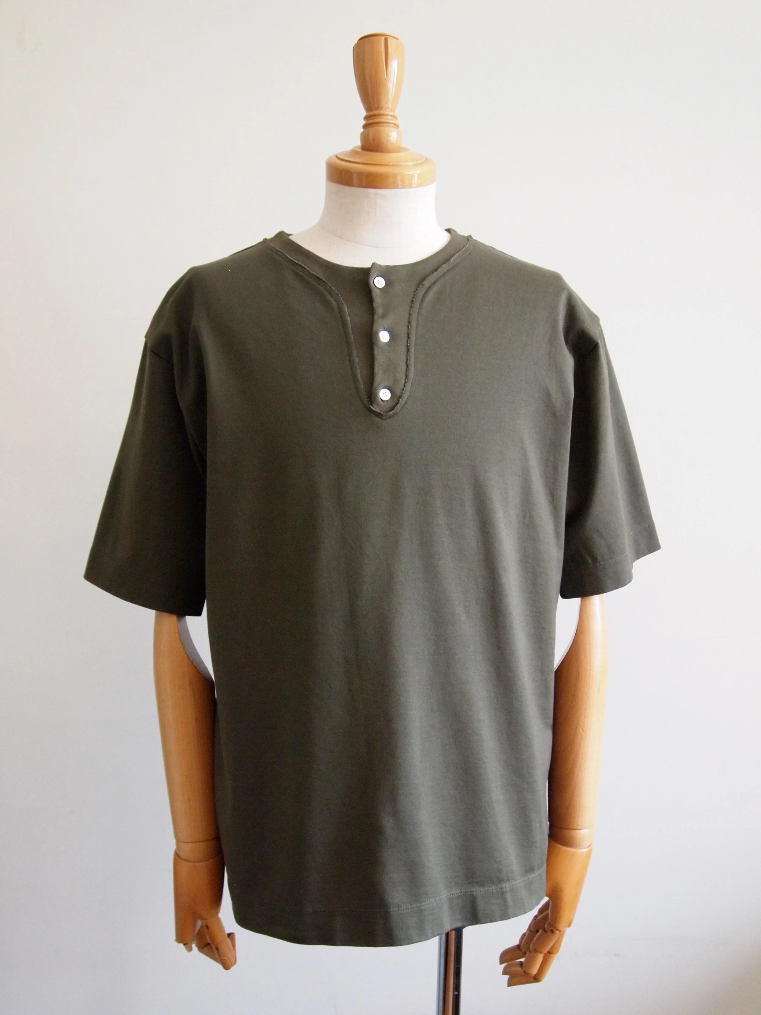 #191860  SS HENLEY, shown in OLIVE