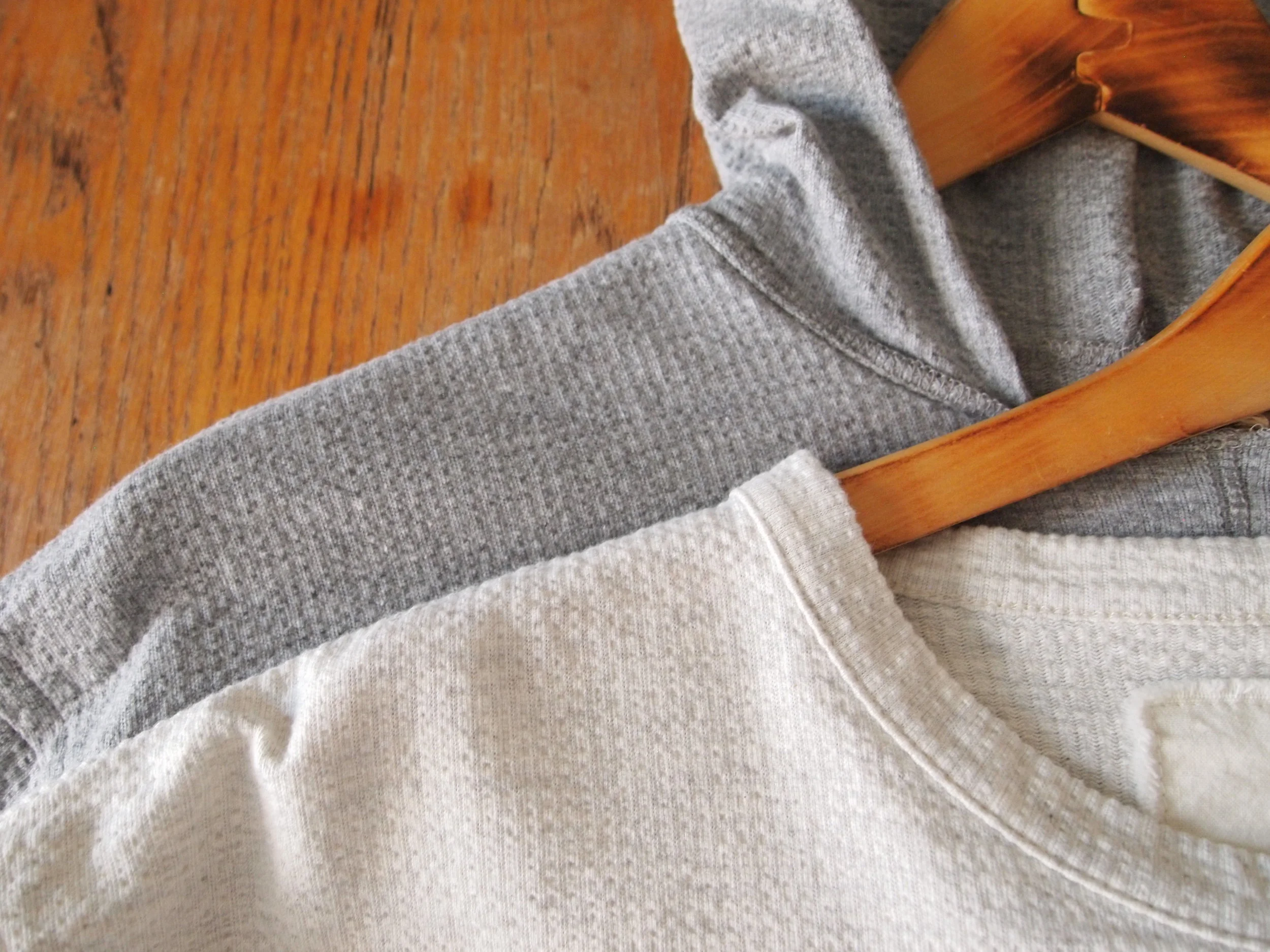 COLOR: GREY, BEIGE