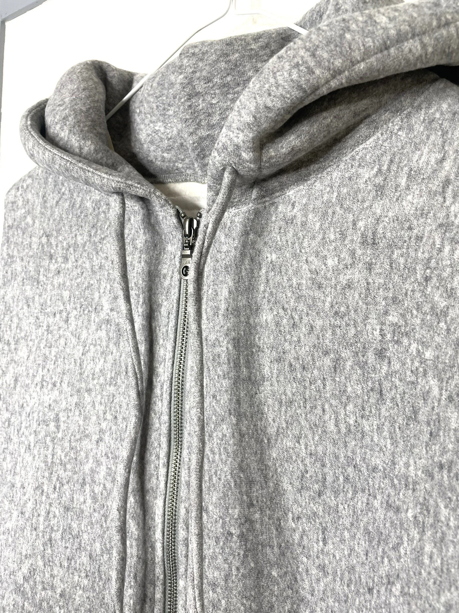 112976ZIP-HTCH-Photoroom (2).JPEG