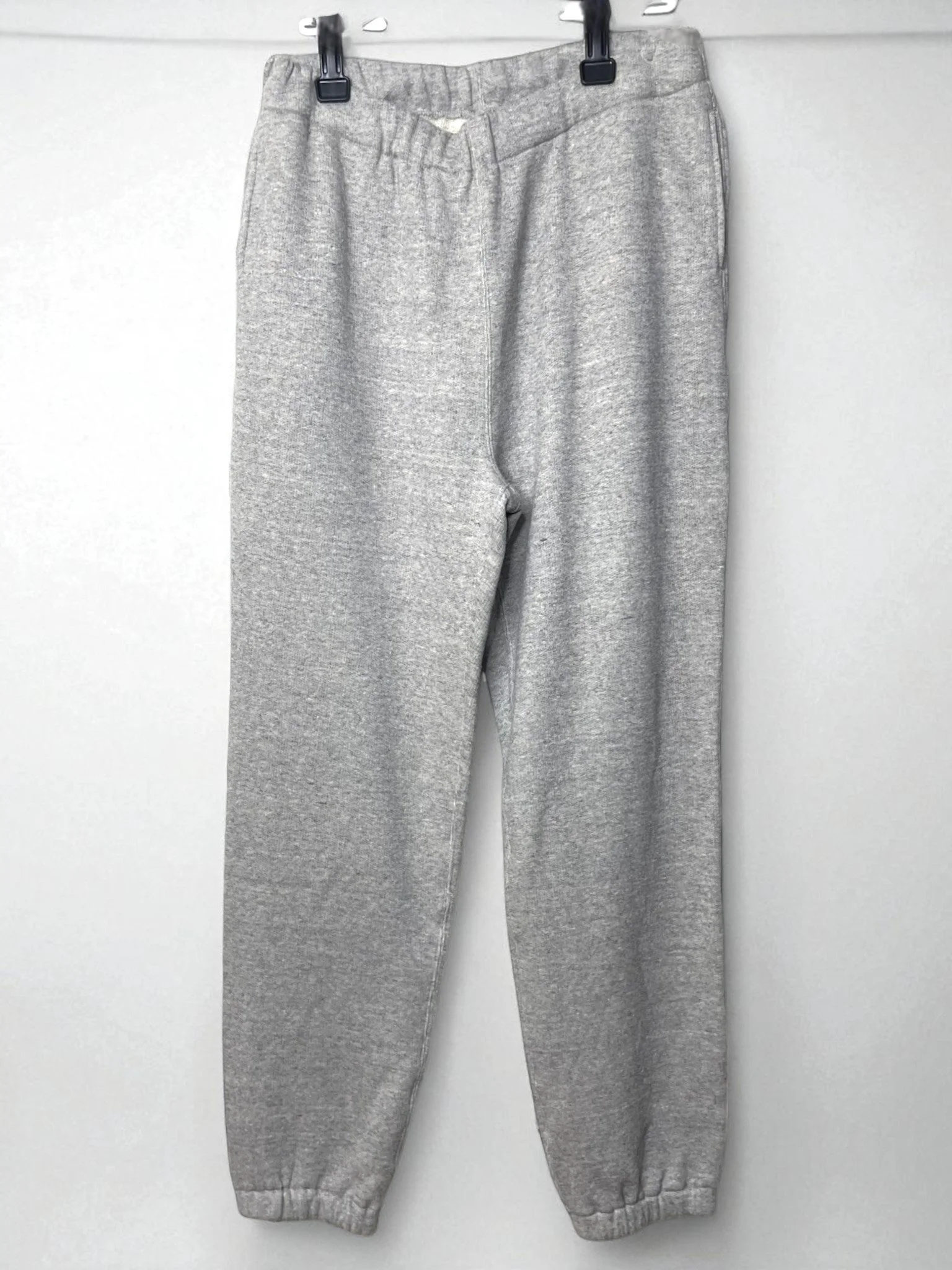 1610109 hg-Photoroom.jpg