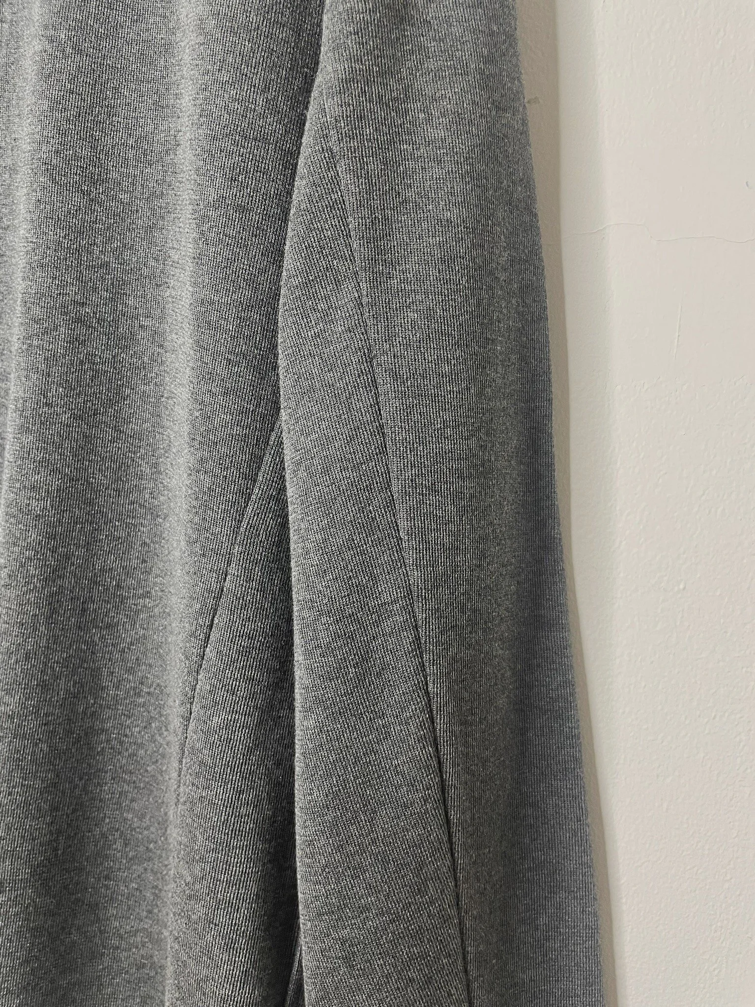 302073 grey (2).JPEG