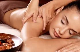 shoulder massage.jpg