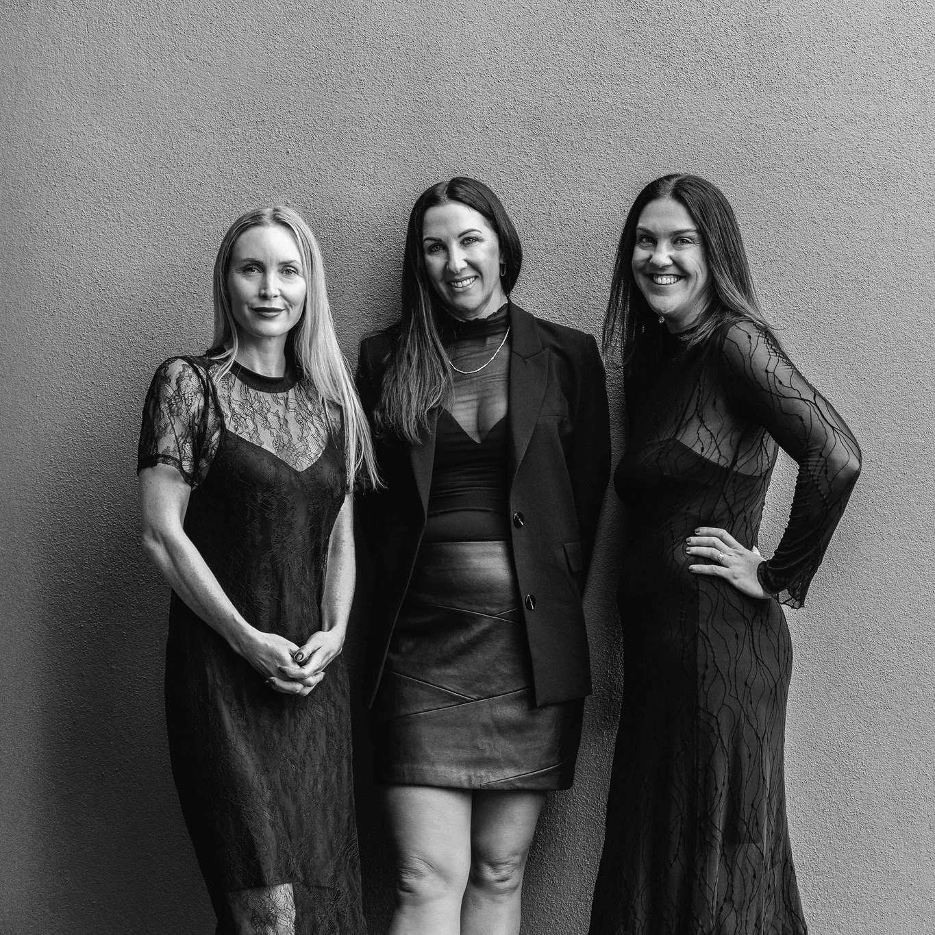 Merry Christmas from the three of us.
We genuinely love making MOOD,  meeting the people, sharing the stories, and shining a light on local goodness.
Thank you for being part of it. ✨