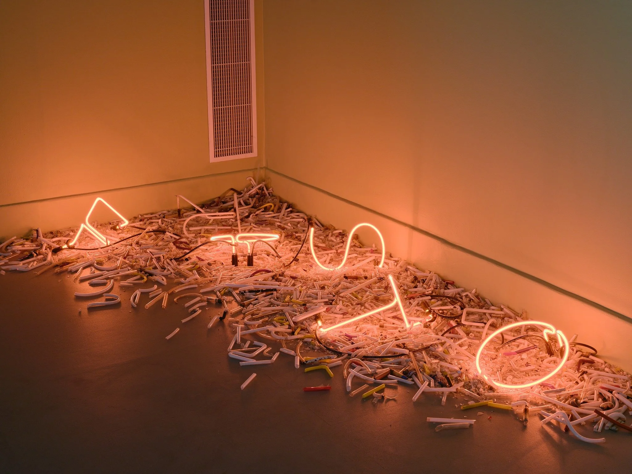 Have you seen the new exhibition @govettbrewster Pause, act, void event? Now showing in the gallery and a very vibrant showcase of works. Be inspired and see artworks that embrace change, that evolve and surprise, its a must see.😁

Credit: Billy App