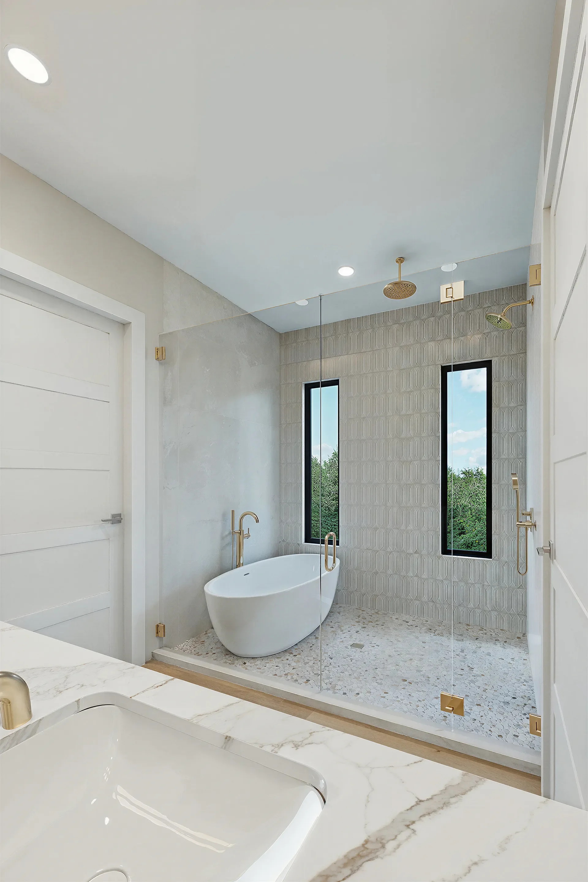 Tub_Vertical.webp