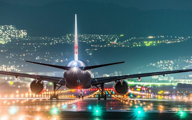 night-bus-at-kansai-airport-wallpaper-650x406.jpg
